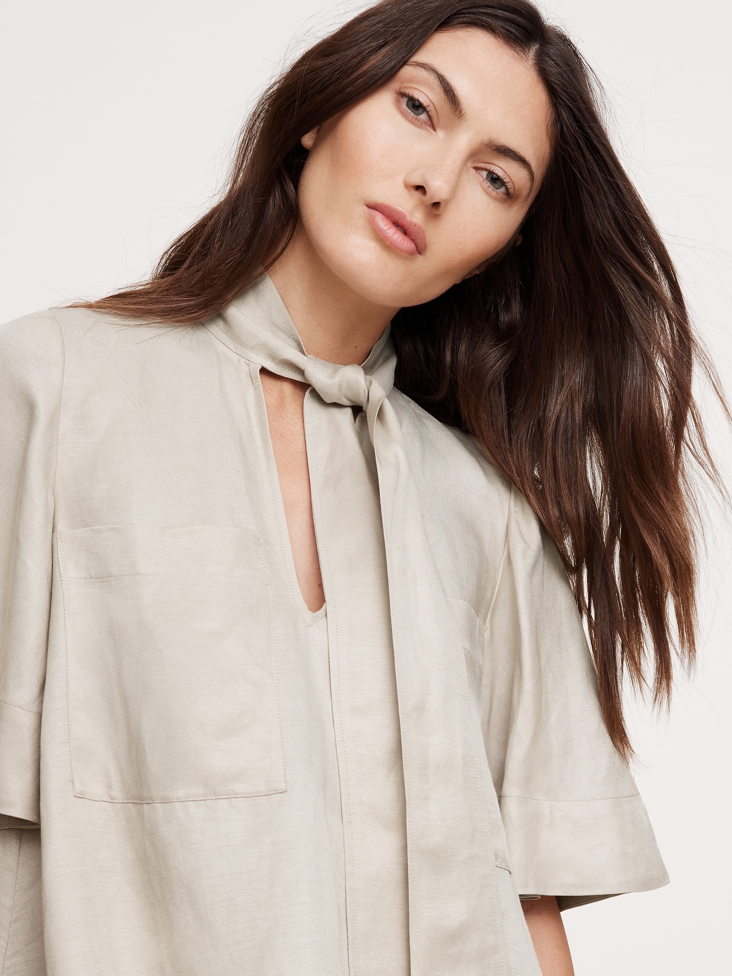 Viscose-Linen Tie-Neck Top