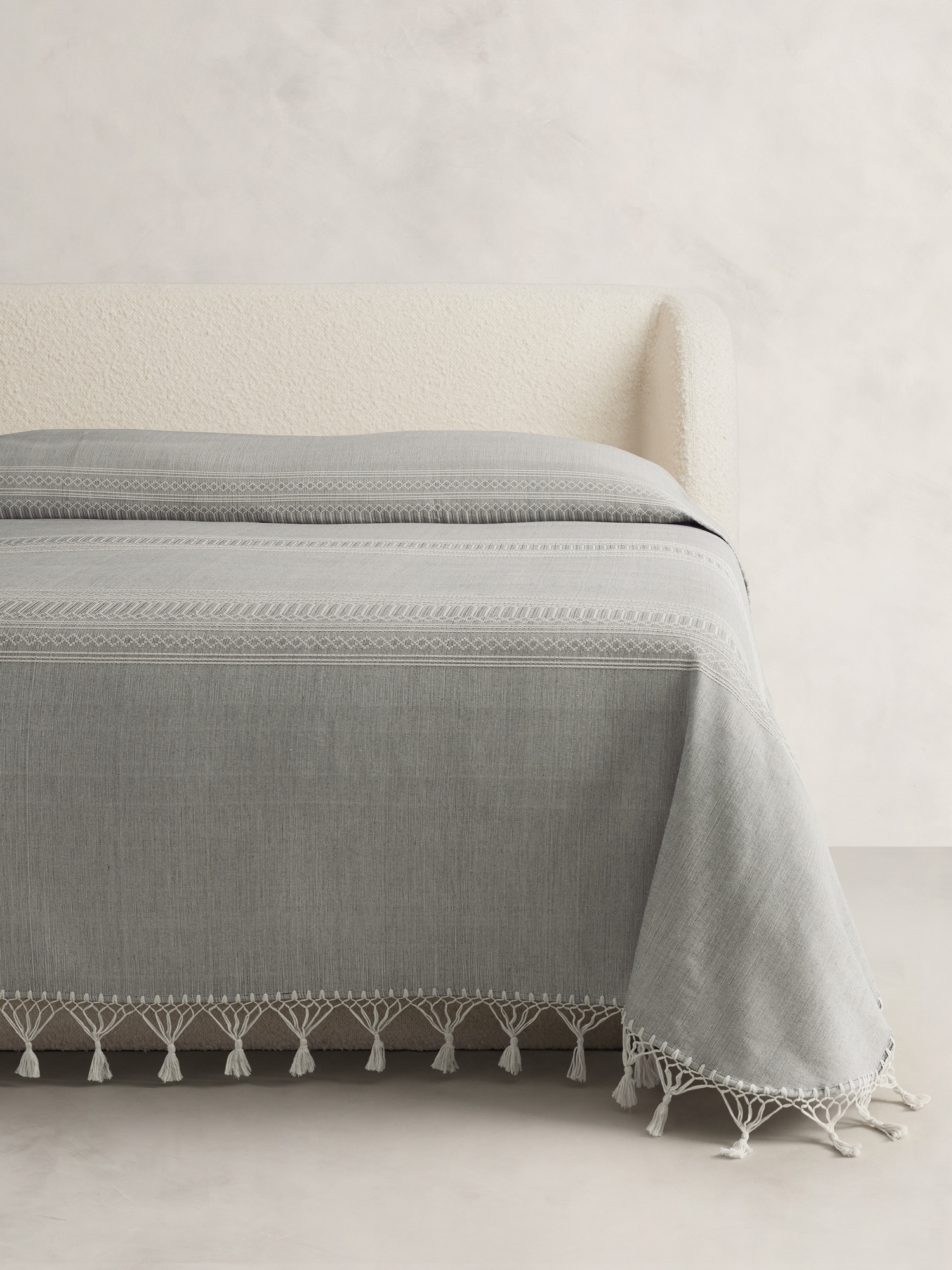 Tasseled-Fringe Cotton Coverlet - Pewter