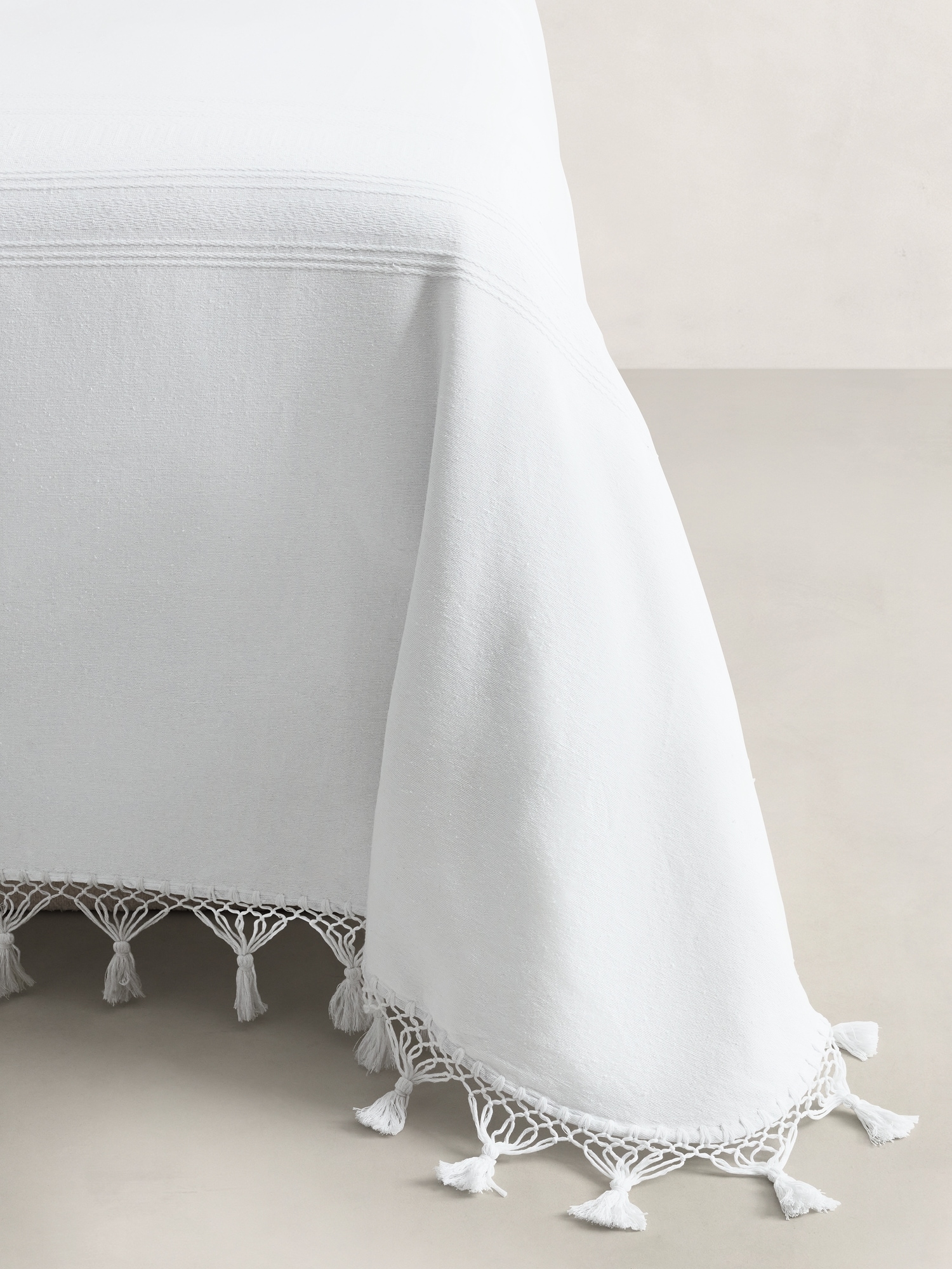 Image number 6 showing, Tasseled-Fringe Cotton Coverlet
