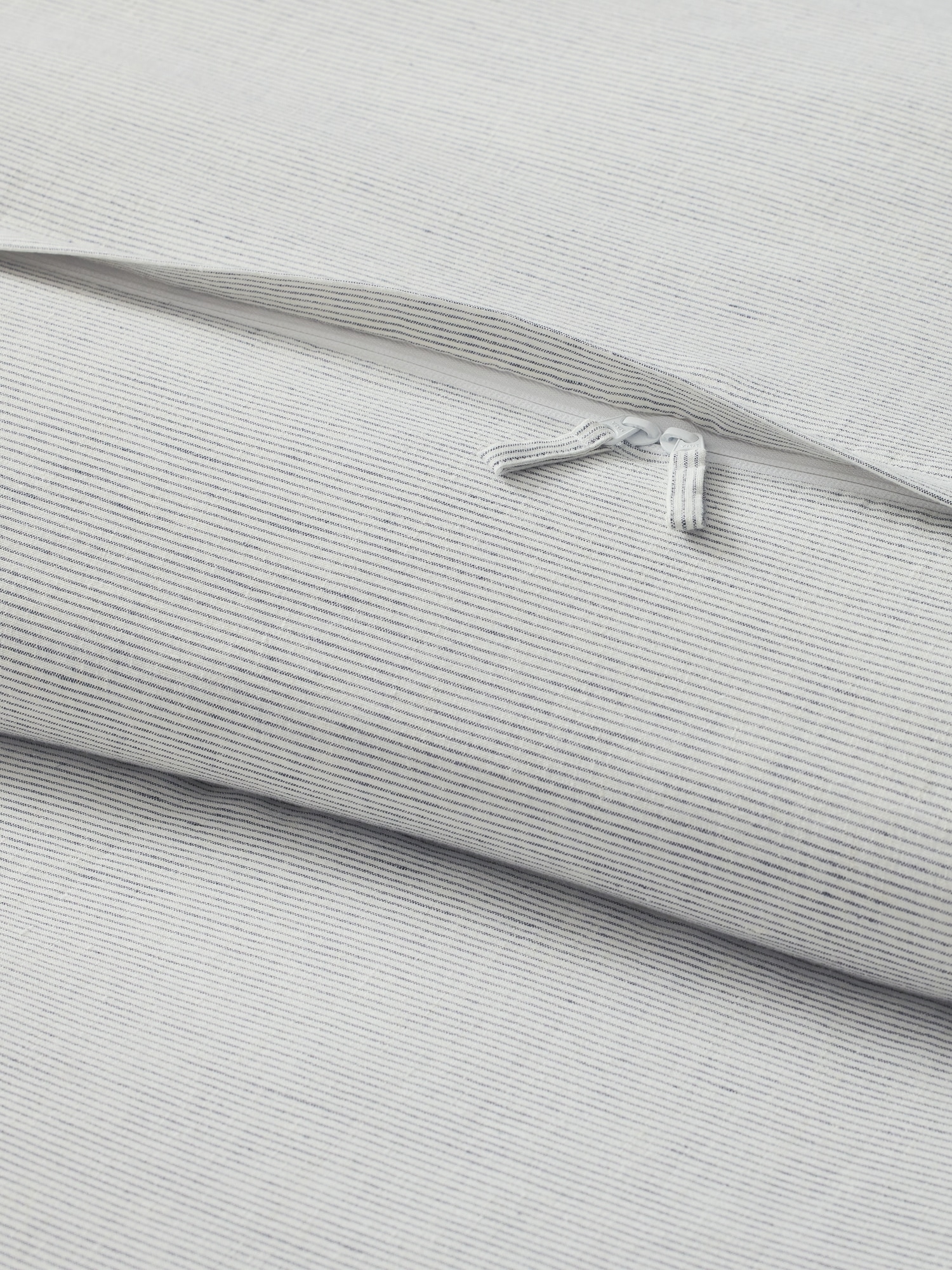 Thin-Stripe Linen Duvet Cover