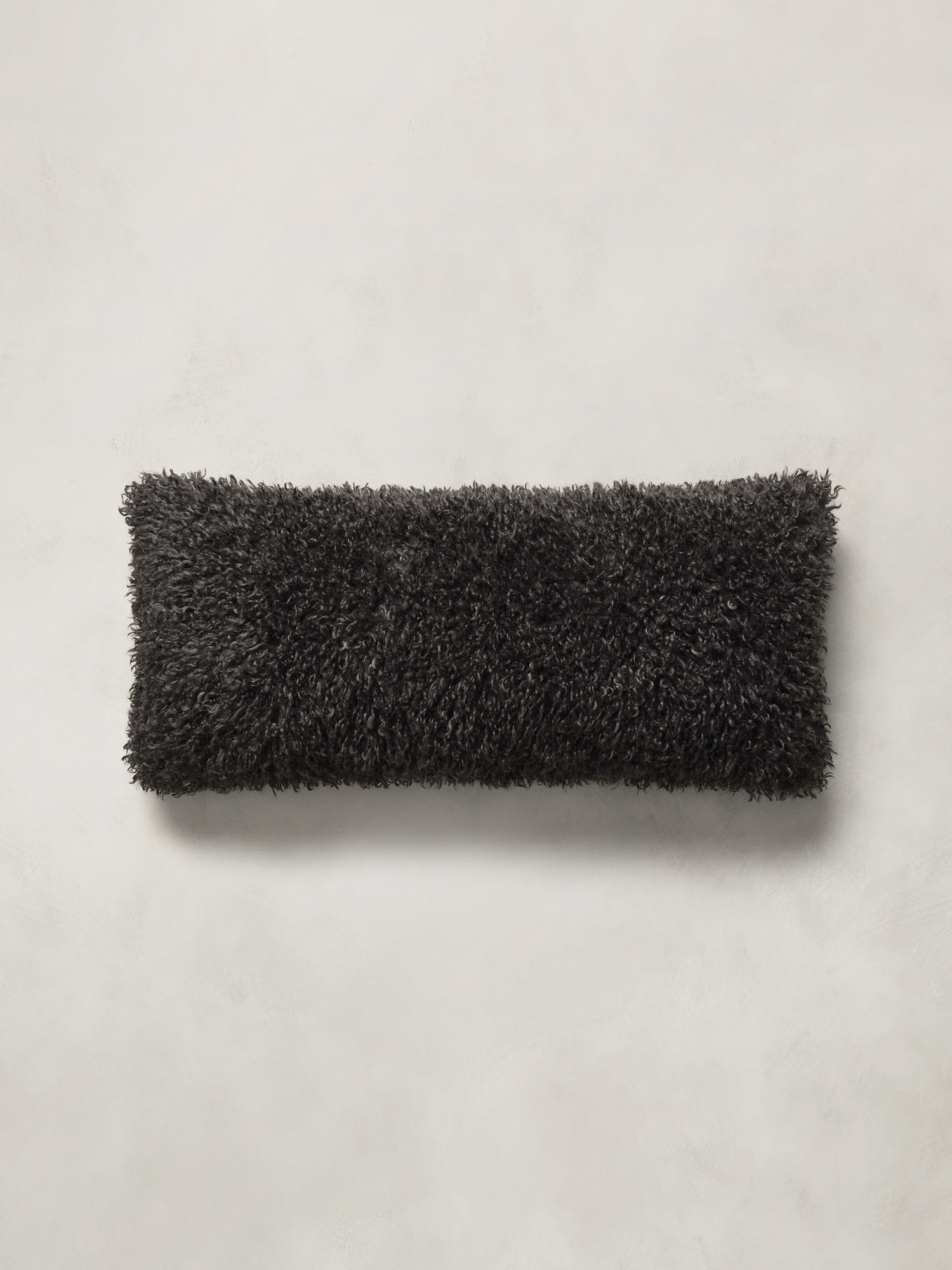 Image number 8 showing, Shag Faux Fur Pillow