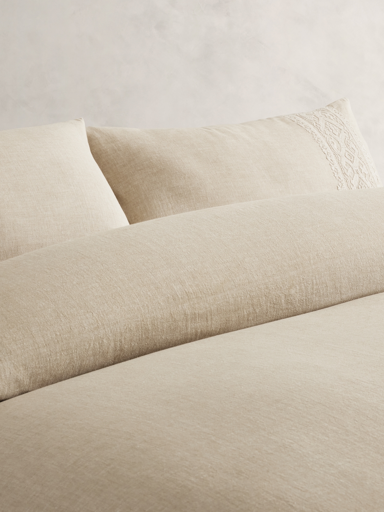 Embroidered Linen-Cotton Duvet Cover
