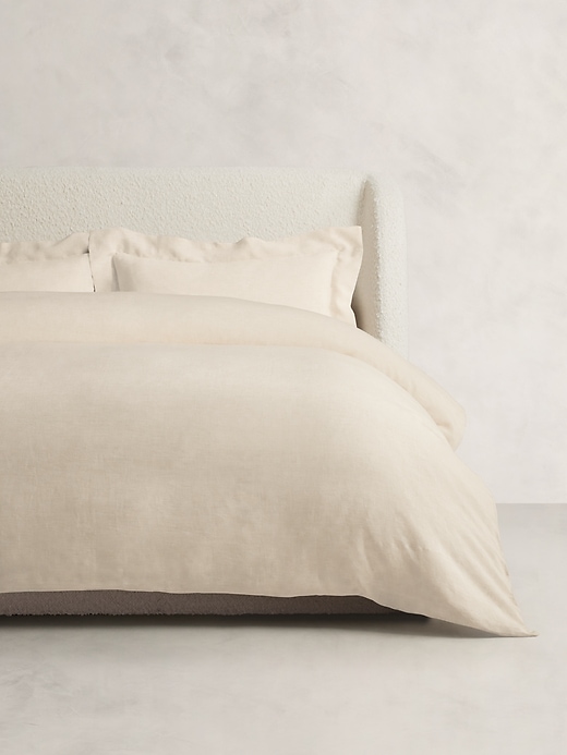 Thin-Stripe Linen Duvet Cover