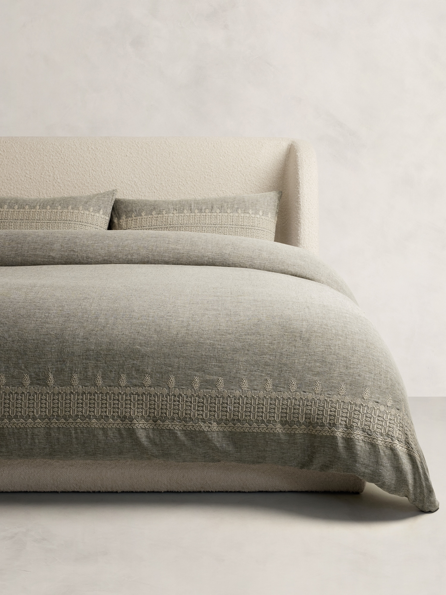 Heirloom Embroidered Linen Duvet Cover