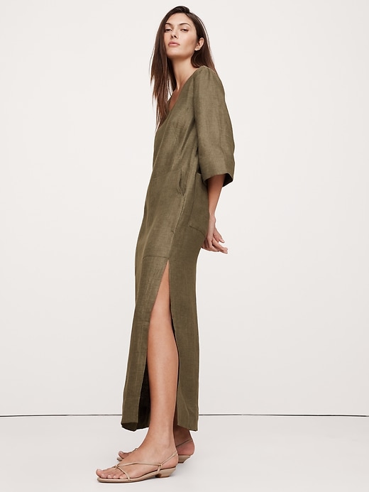 Linen Scoop-Neck Maxi Dress | Banana Republic