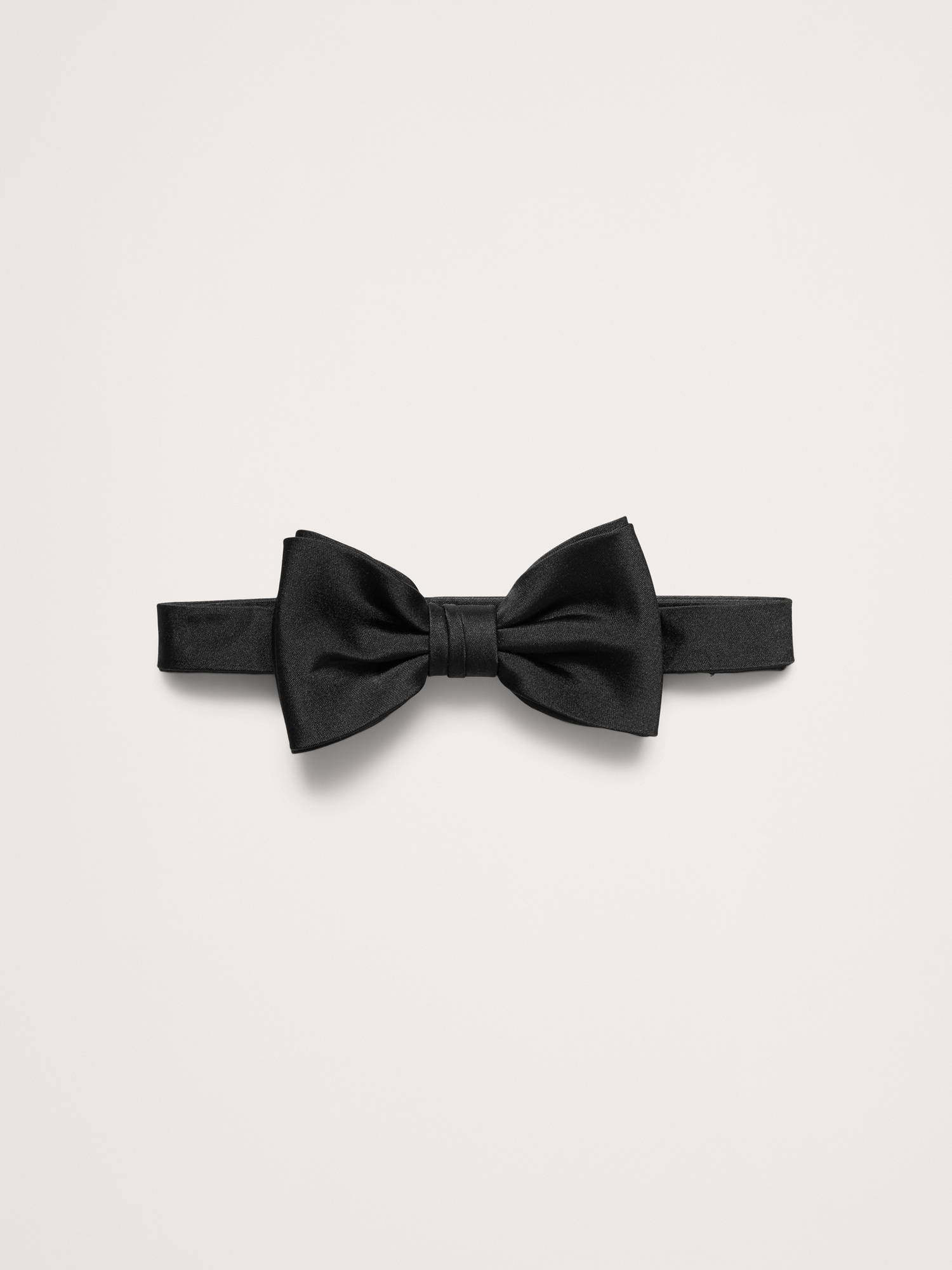 Мужские галстуки Banana Republic Sauvo Silk Satin Bow-Tie, цвет: Чёрный