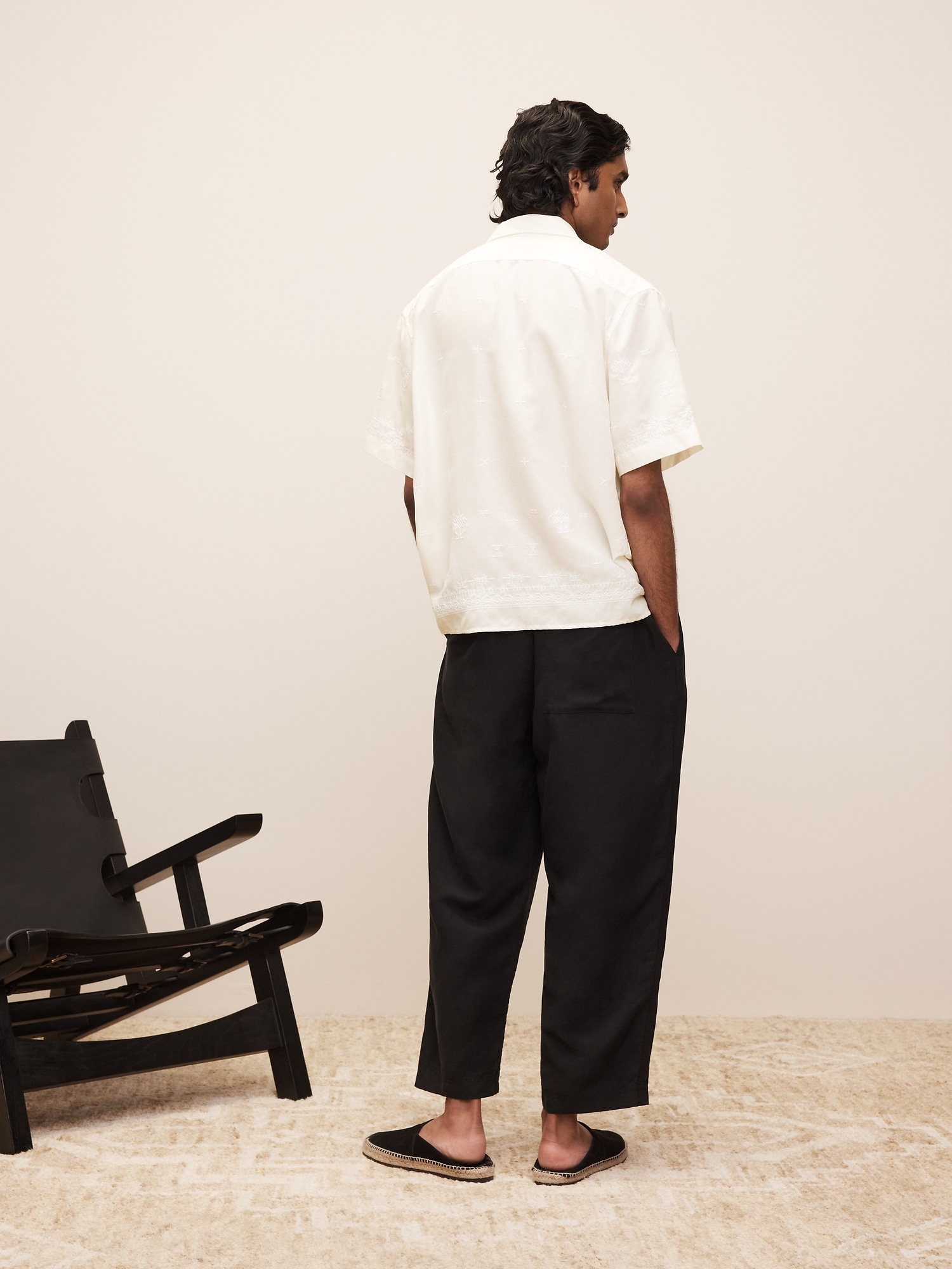 The White Lotus Pleated TENCEL™-Linen Pull-On Pant