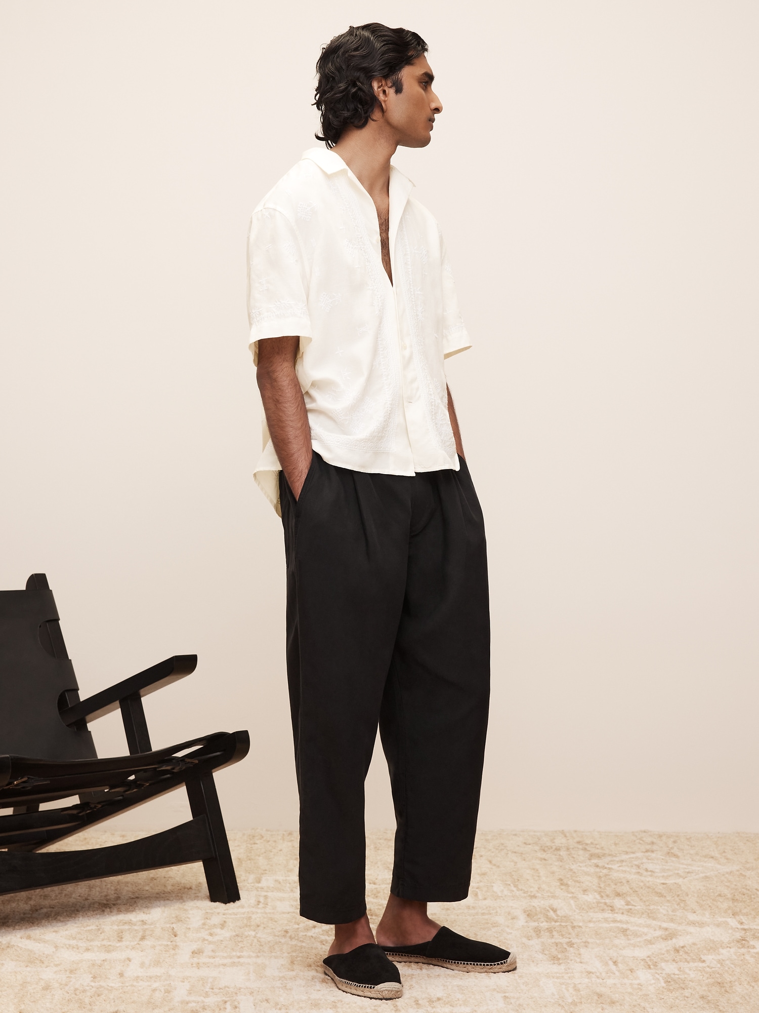 The White Lotus Pleated TENCEL™-Linen Pull-On Pant