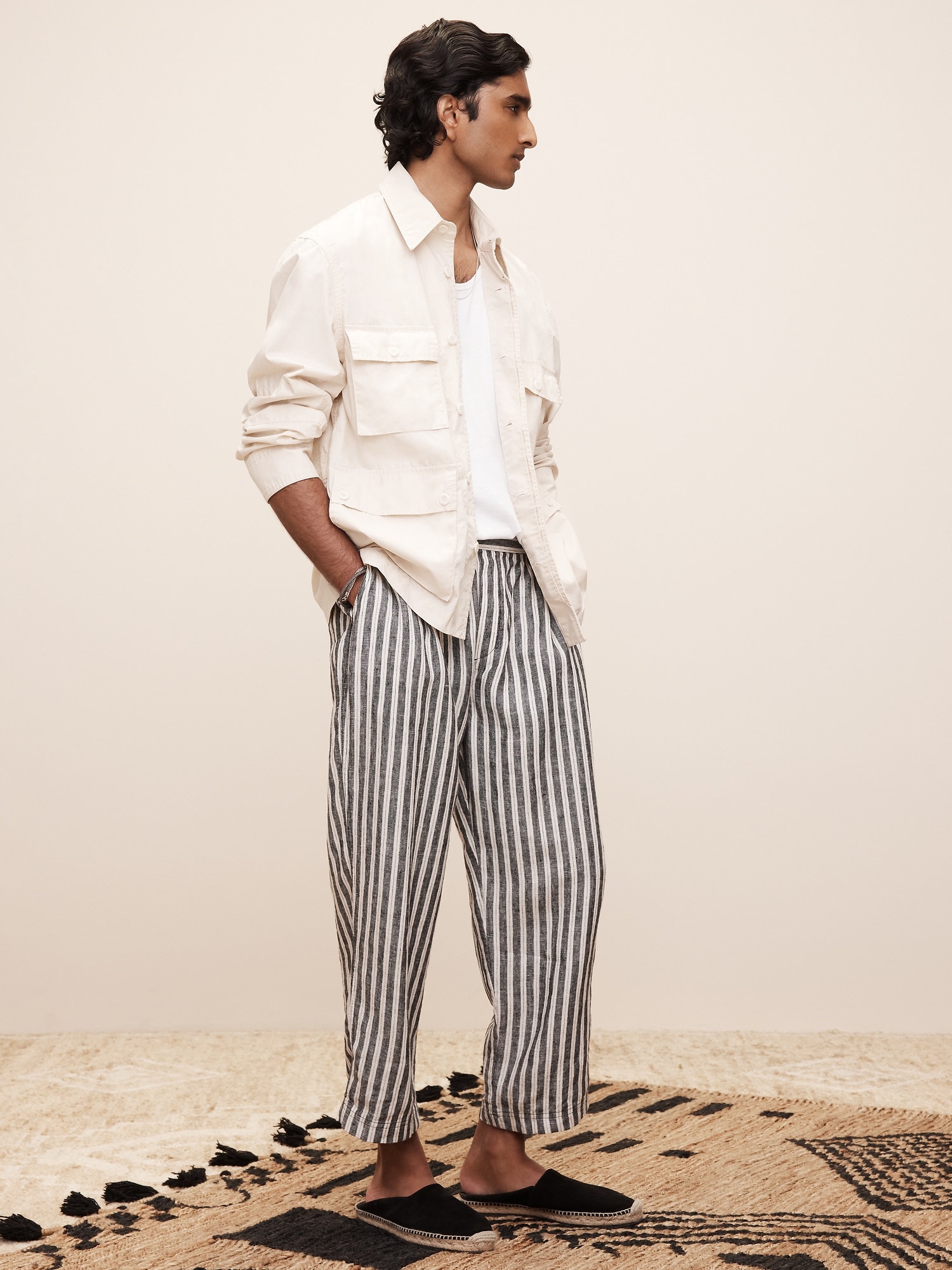 The White Lotus Pleated Linen Pull-On Pant