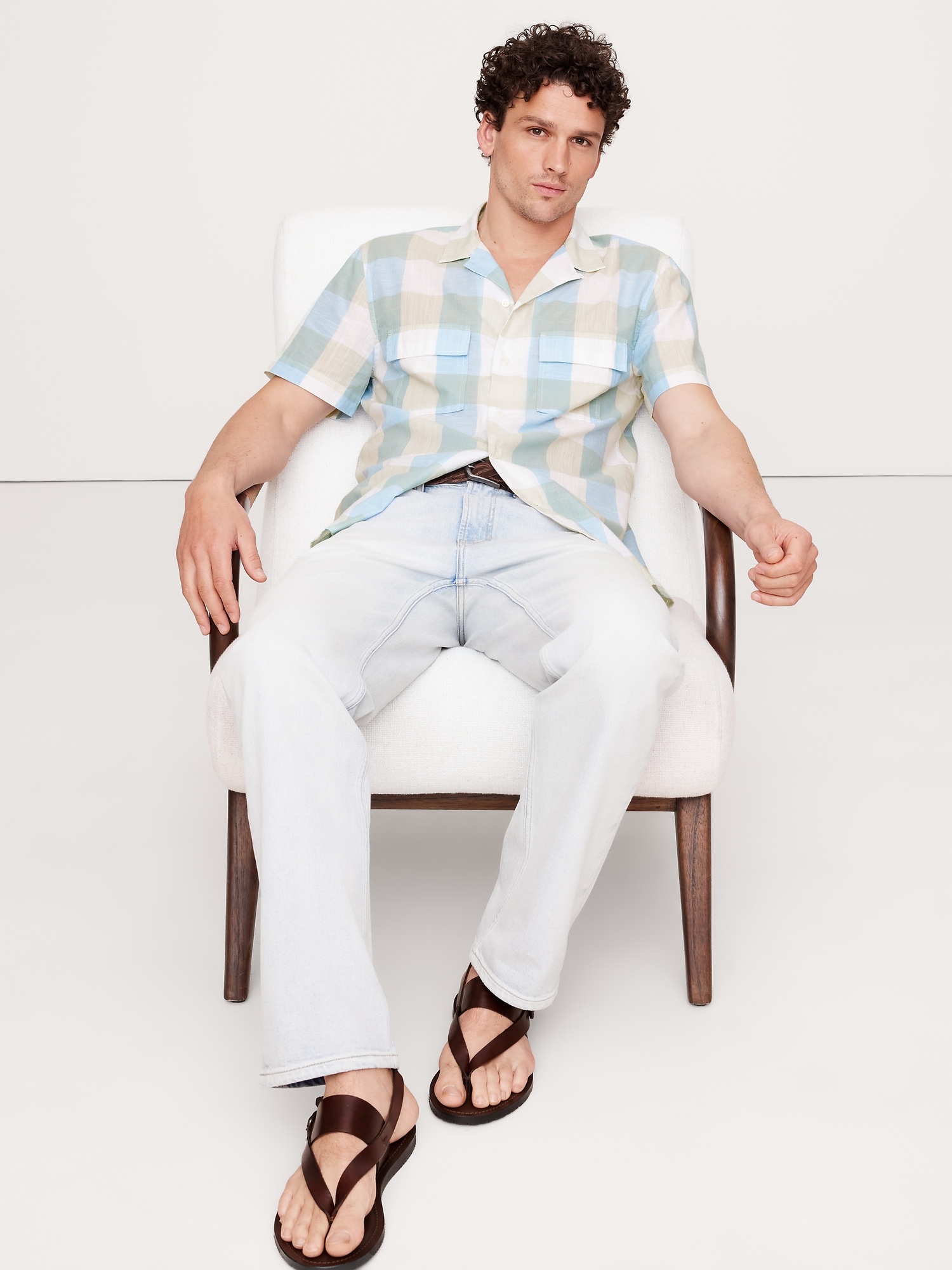 Standard-Fit Lightweight Cotton Resort Shirt