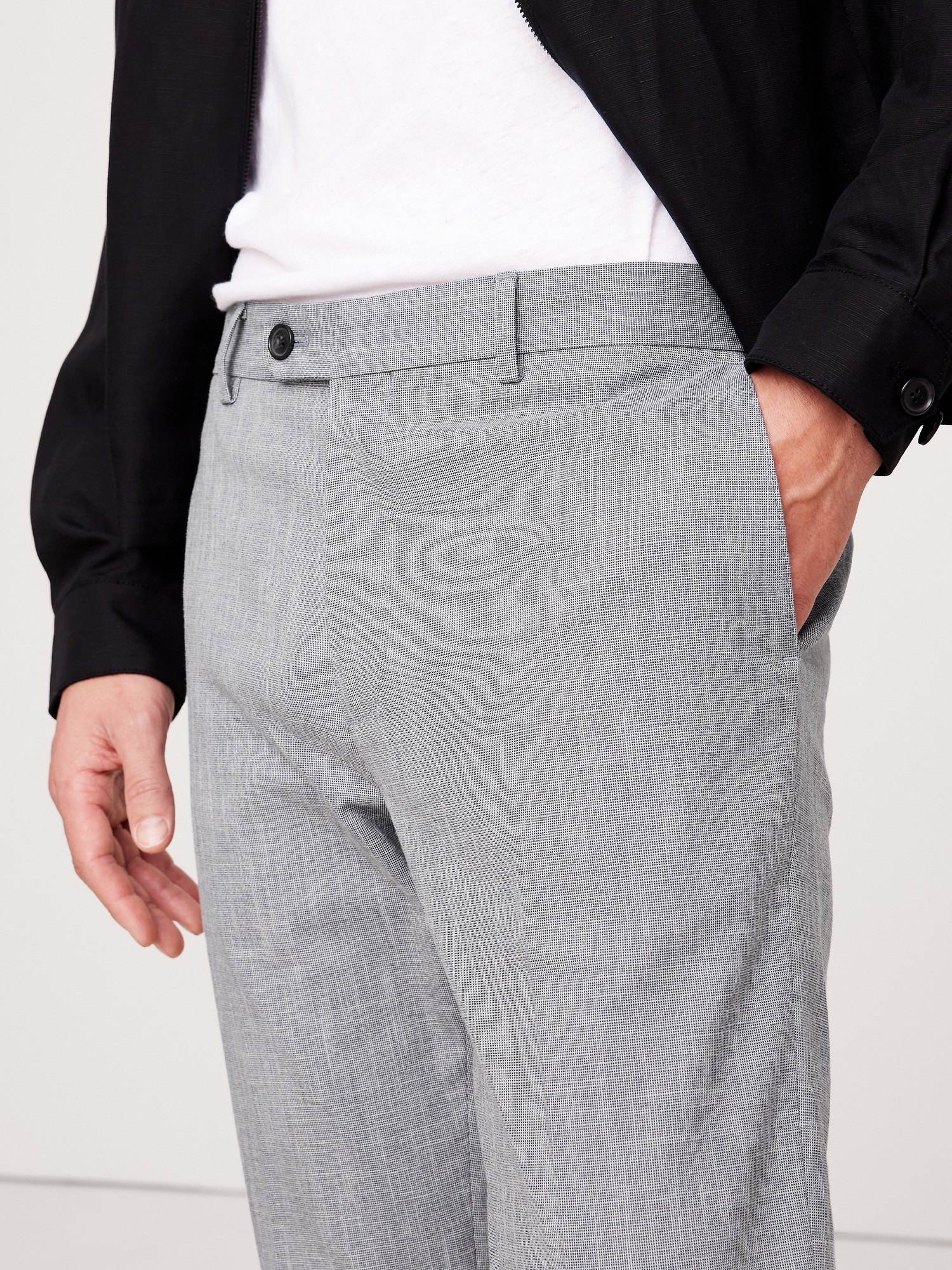 Slim Wrinkle-Resistant Dress Pant