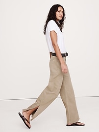 The Icon Classic Mid-Rise Wide-Leg Split-Hem Jean