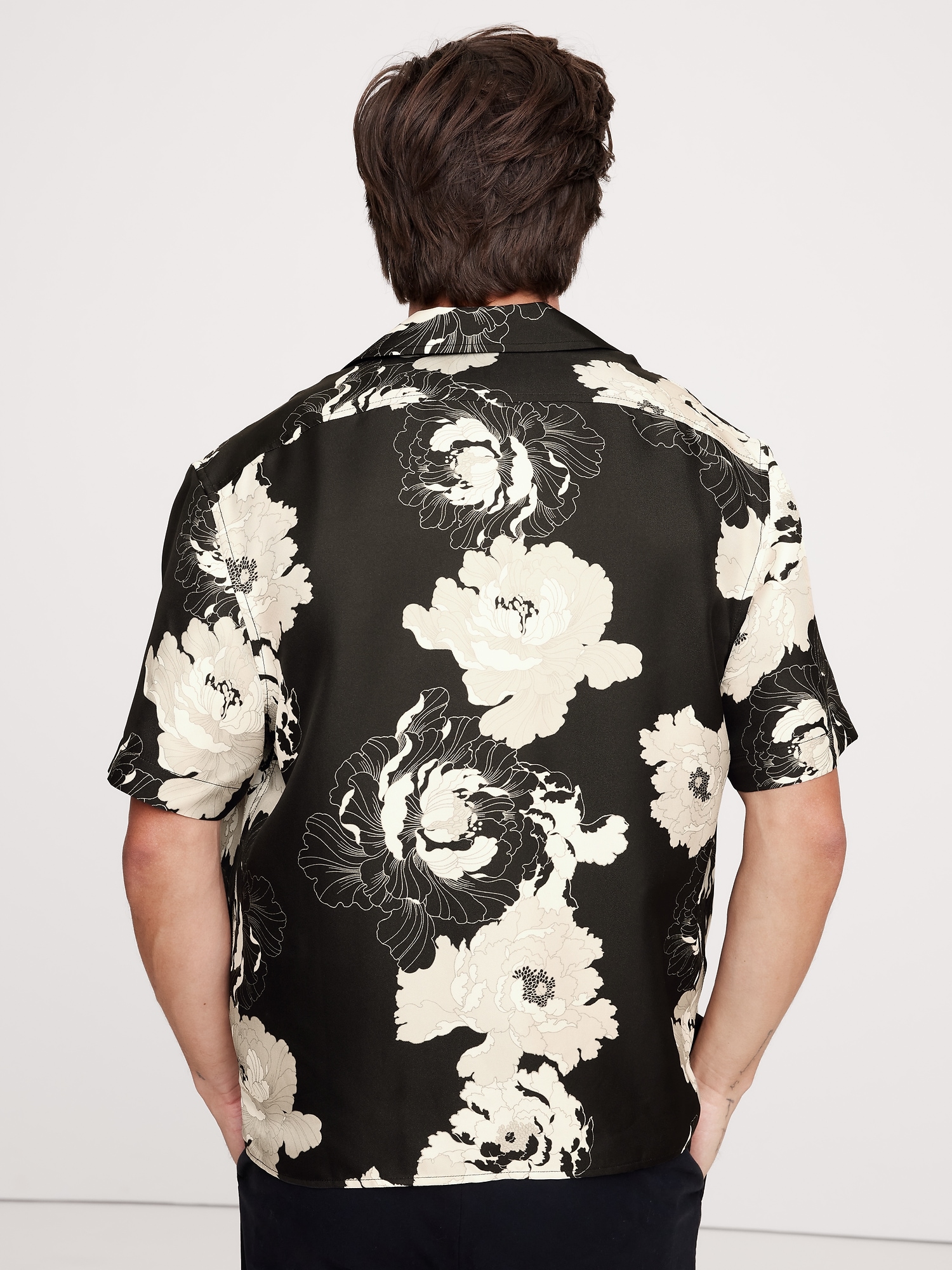 Standard-Fit Silk Resort Shirt
