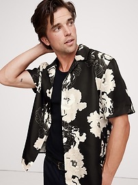 Standard-Fit Silk Resort Shirt