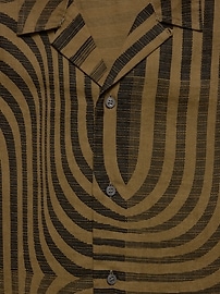 Standard-Fit Linen Resort Shirt