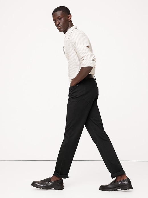 Slim Traveler Pant