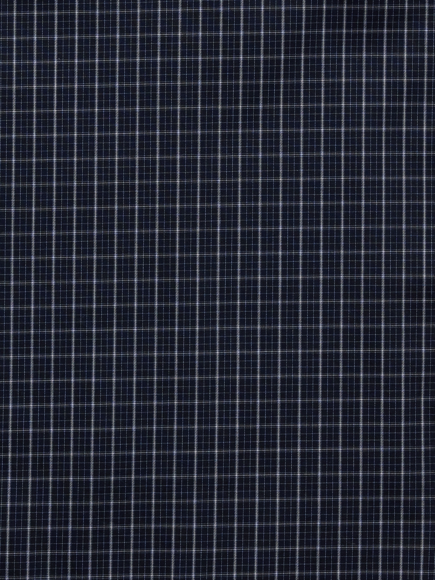 Standard-Fit Wrinkle-Resistant Dress Shirt