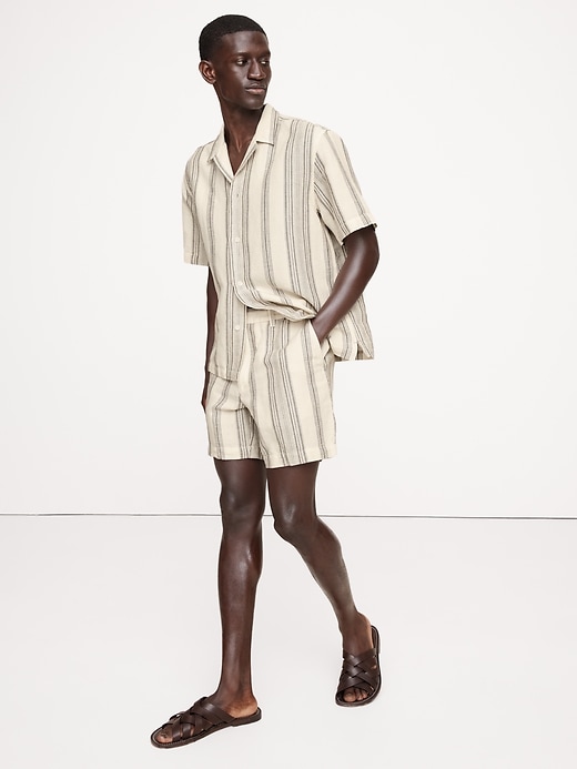 7" Stripe Linen-Cotton Pull-On Short
