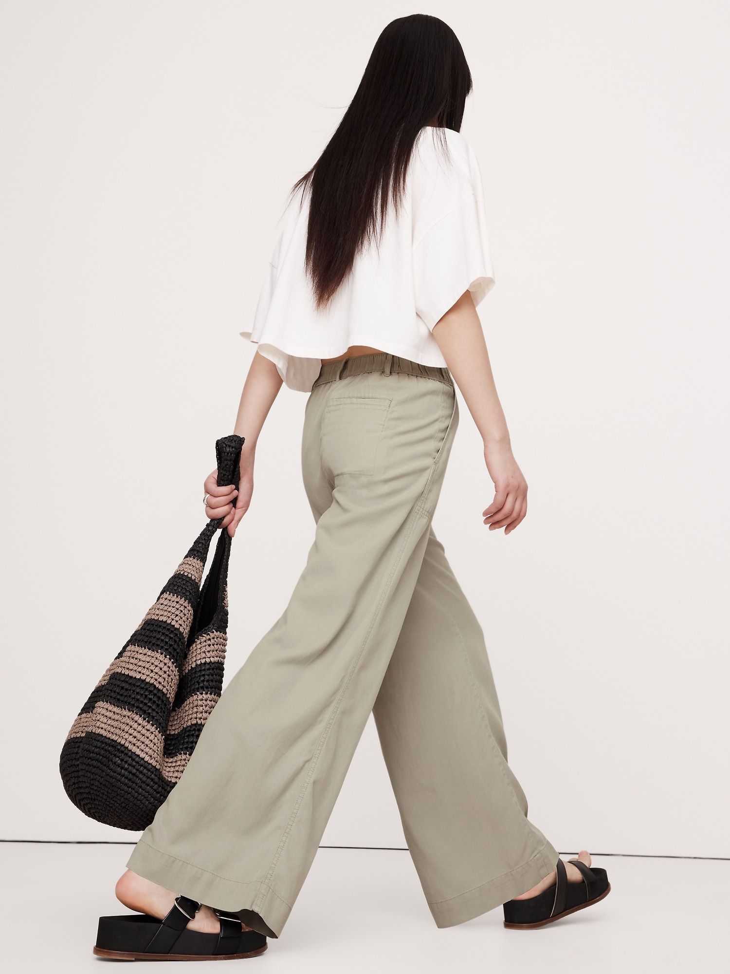 Soma Mid-Rise Wide-Leg Pant