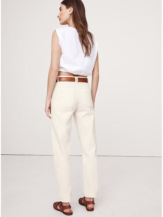 The Weekender Slim Barrel Pant