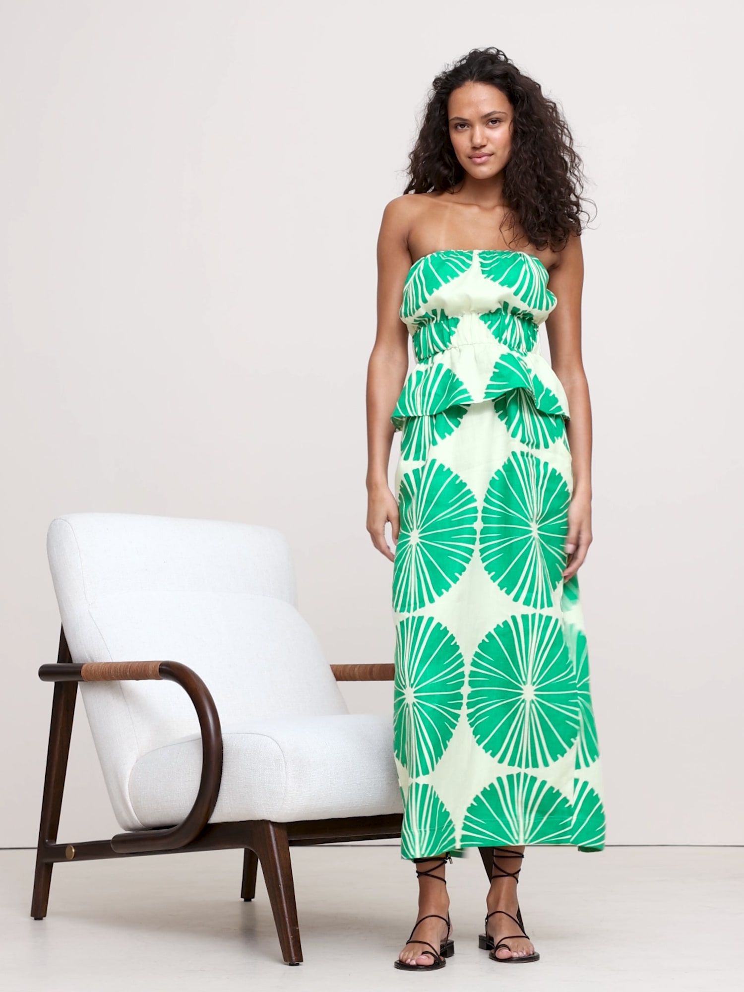 Image number 2 showing, Strapless Linen Peplum Top