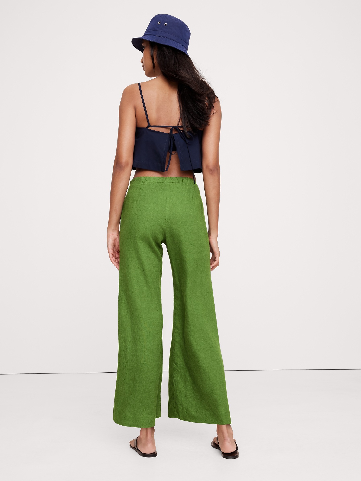 Mid-Rise Kick-Flare Linen Ankle Pant