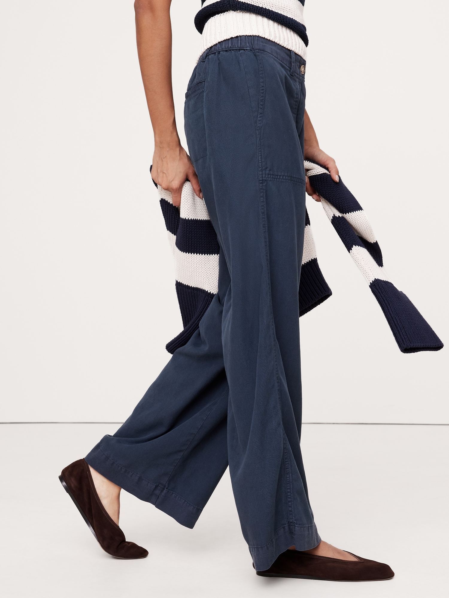 Soma Mid-Rise Wide-Leg Pant