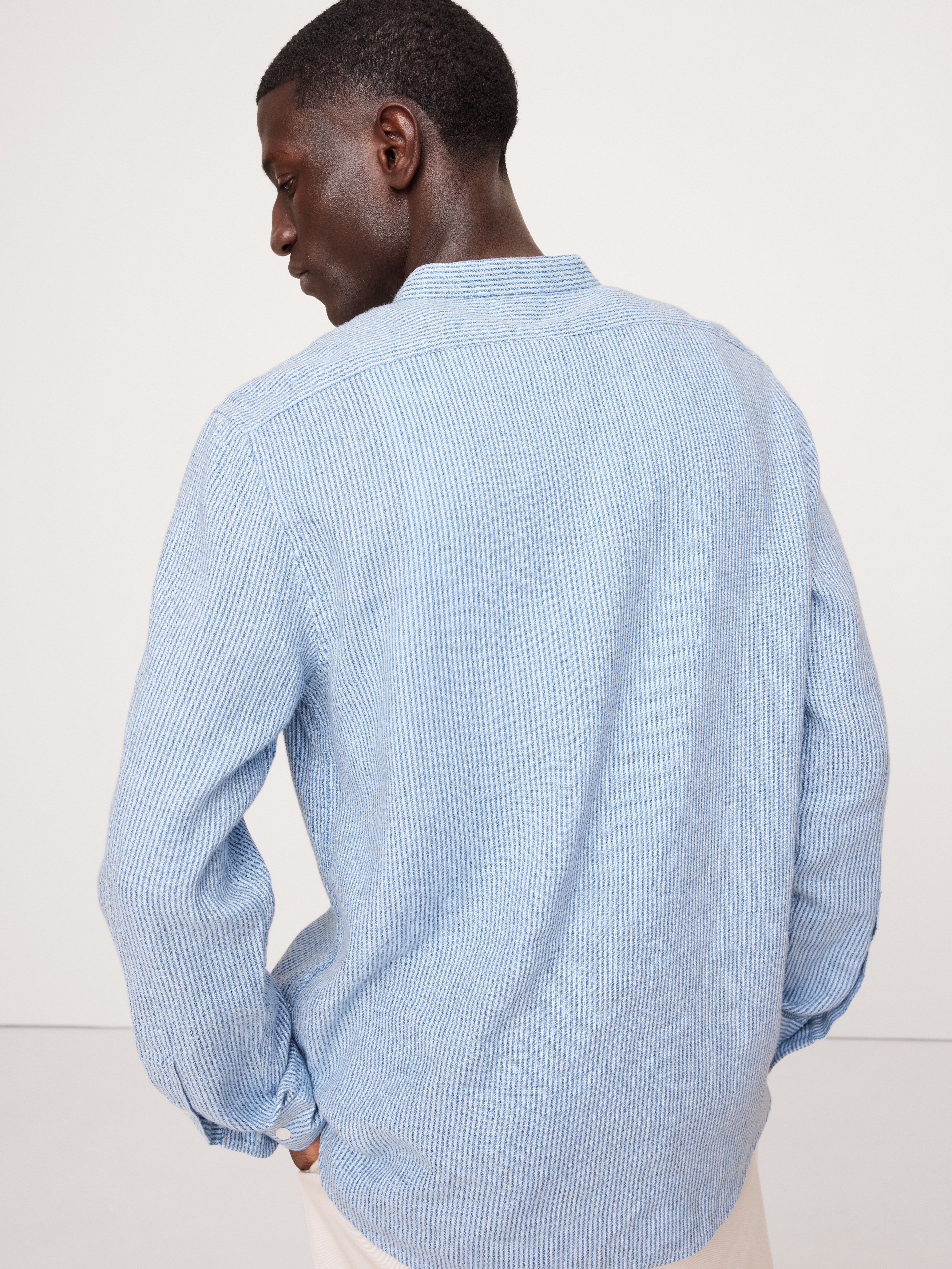 Standard-Fit Linen-Cotton Banded-Collar Shirt | Banana Republic