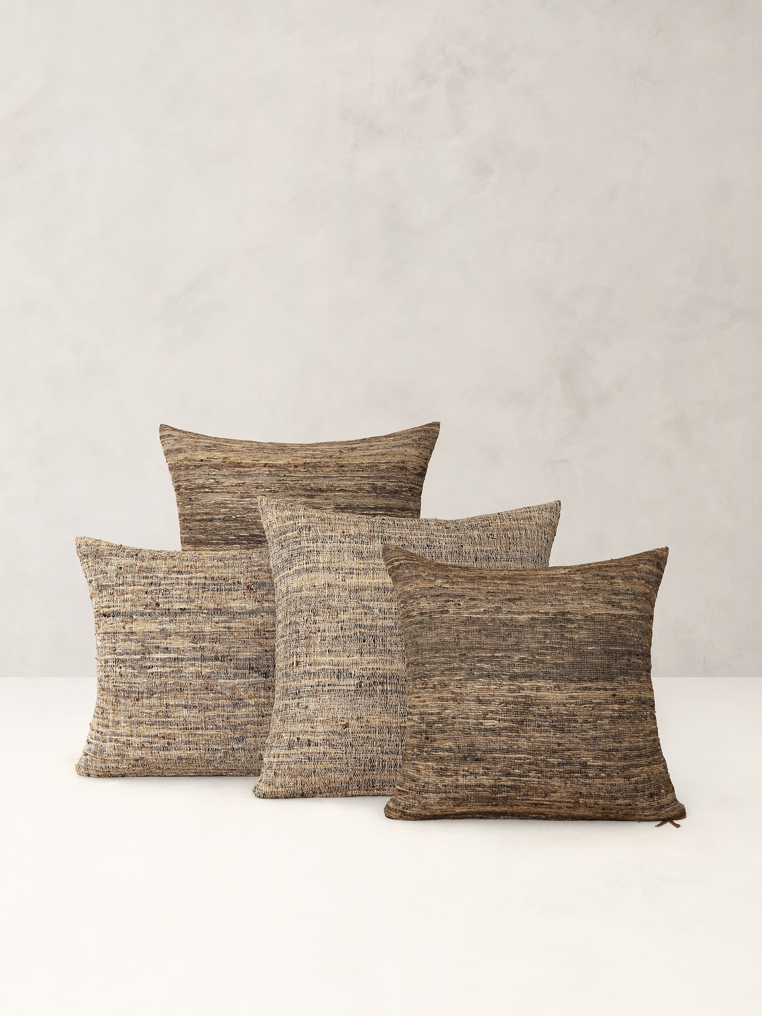 Image number 7 showing, Textural Silk Pillow Cover