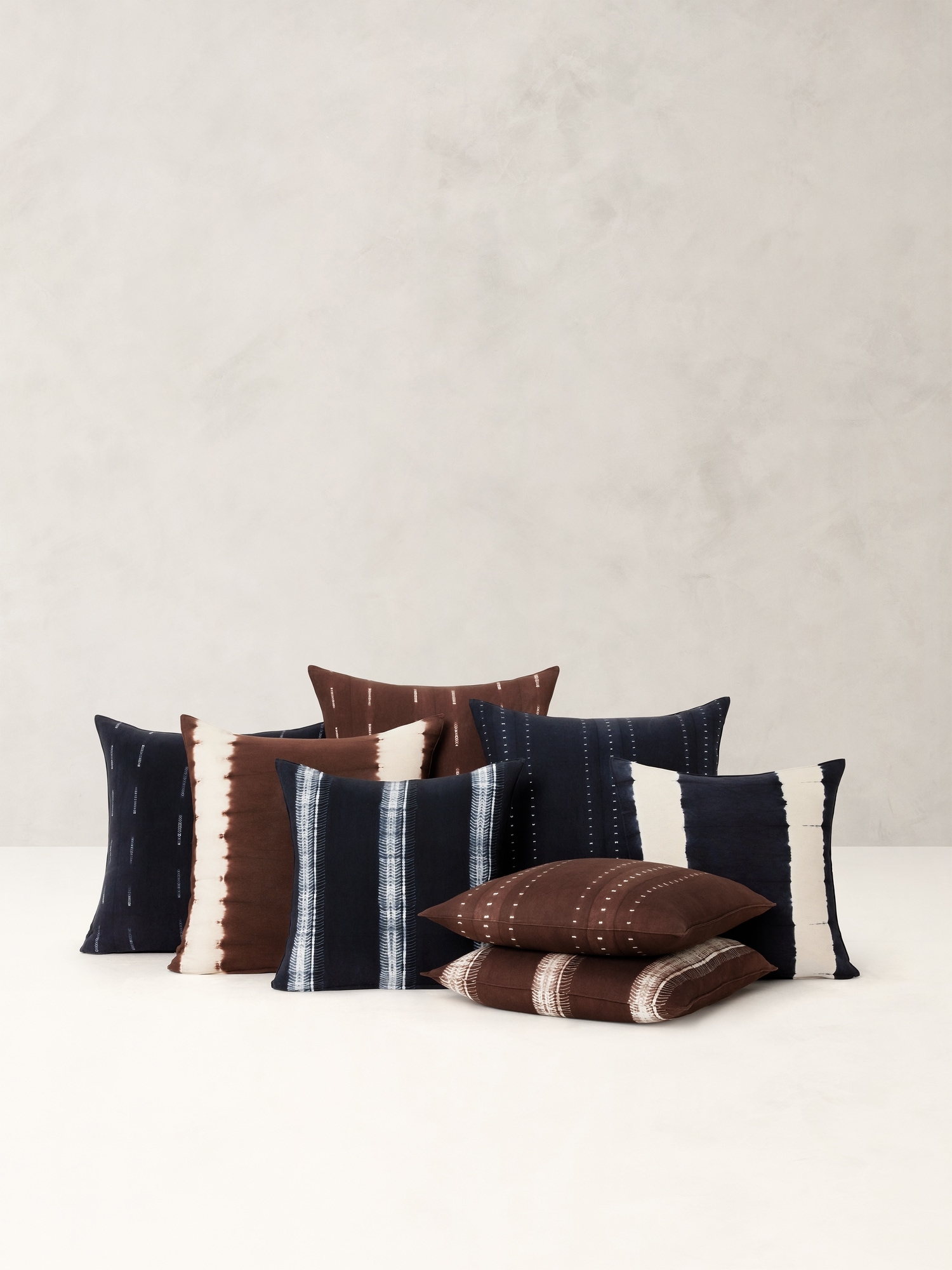 Image number 4 showing, Shibori Cotton Pillow Cover