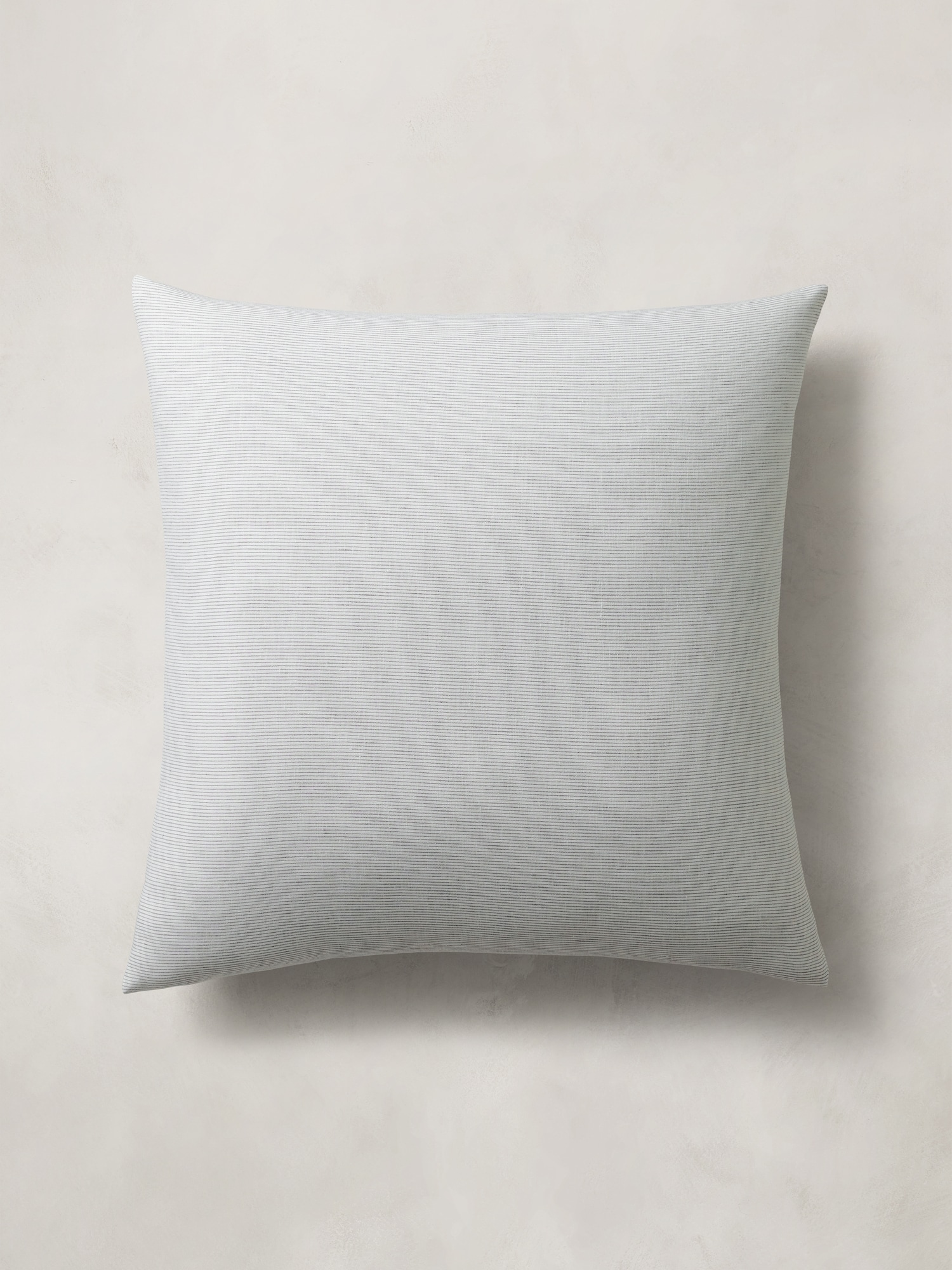 Image number 4 showing, Thin-Stripe Linen Shams