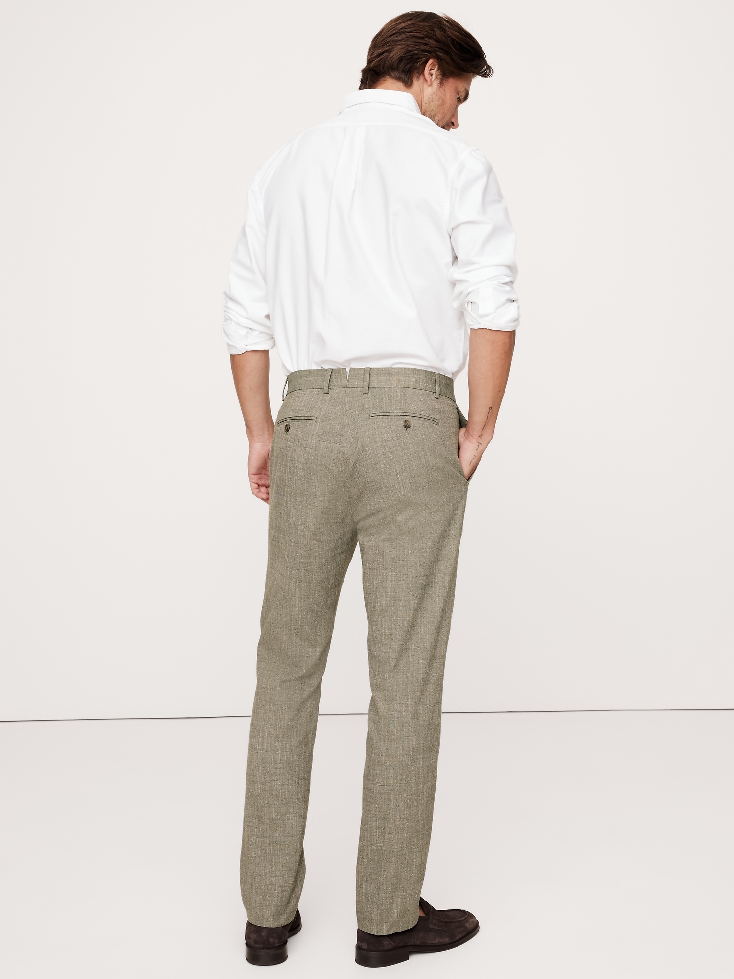 Slim Wrinkle-Resistant Dress Pant