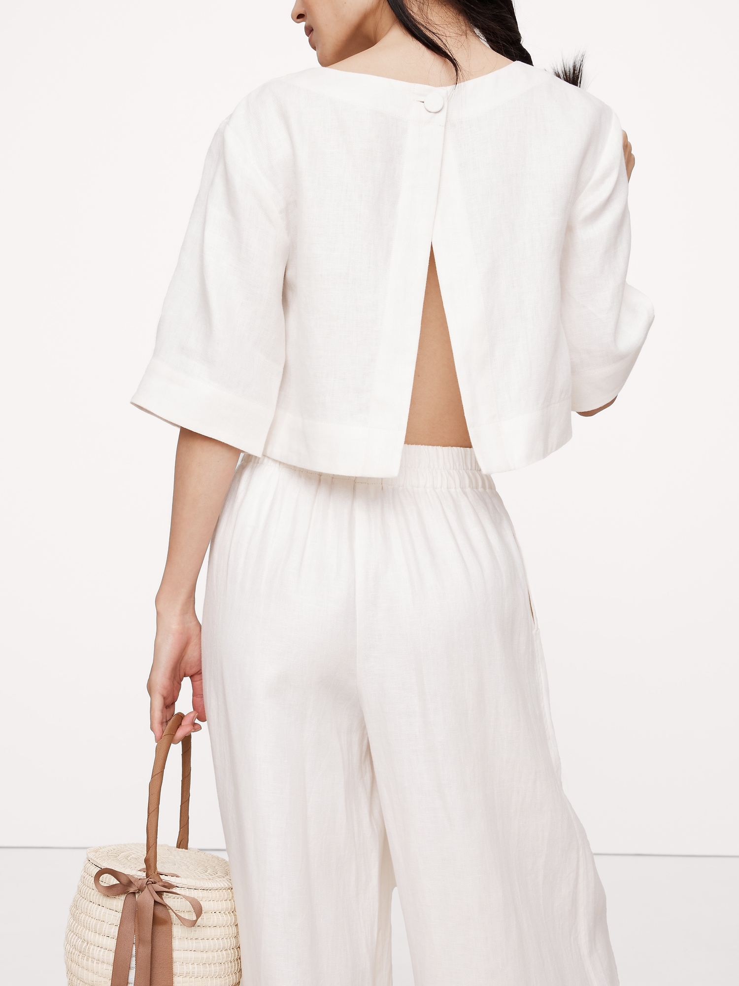 Linen Boat-Neck Cropped Top