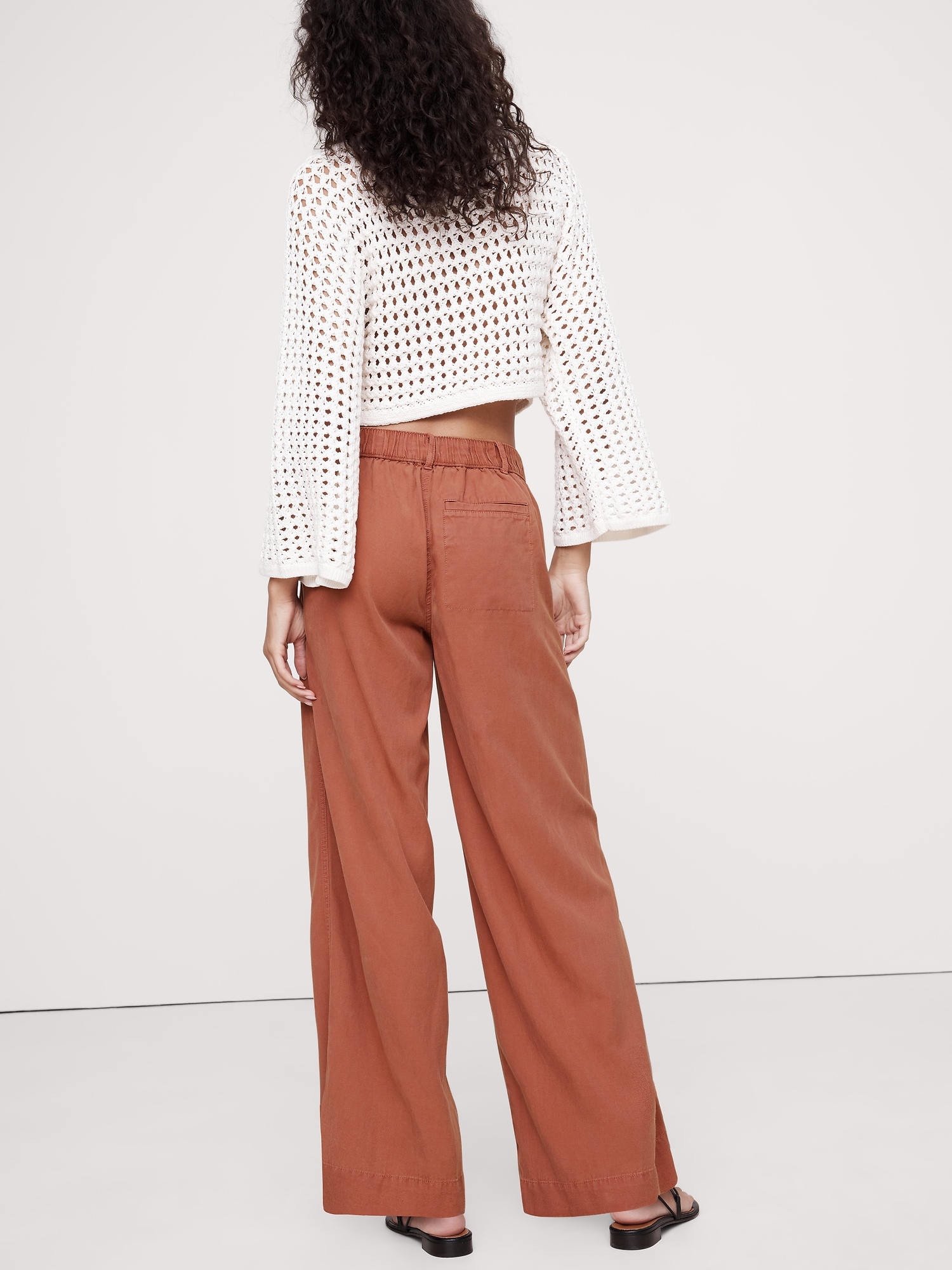 Super-Soft Soma Mid-Rise Wide-Leg Pant