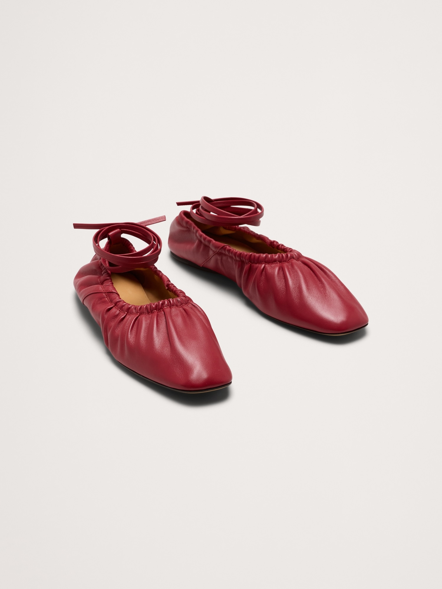 Image number 3 showing, RUCHED SUEDE BALLET FLAT