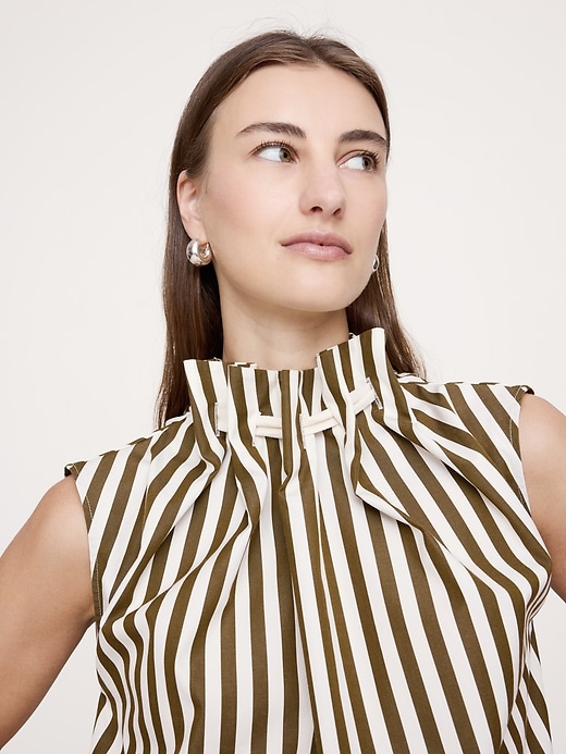 Cotton Poplin Cinch-Neck Top