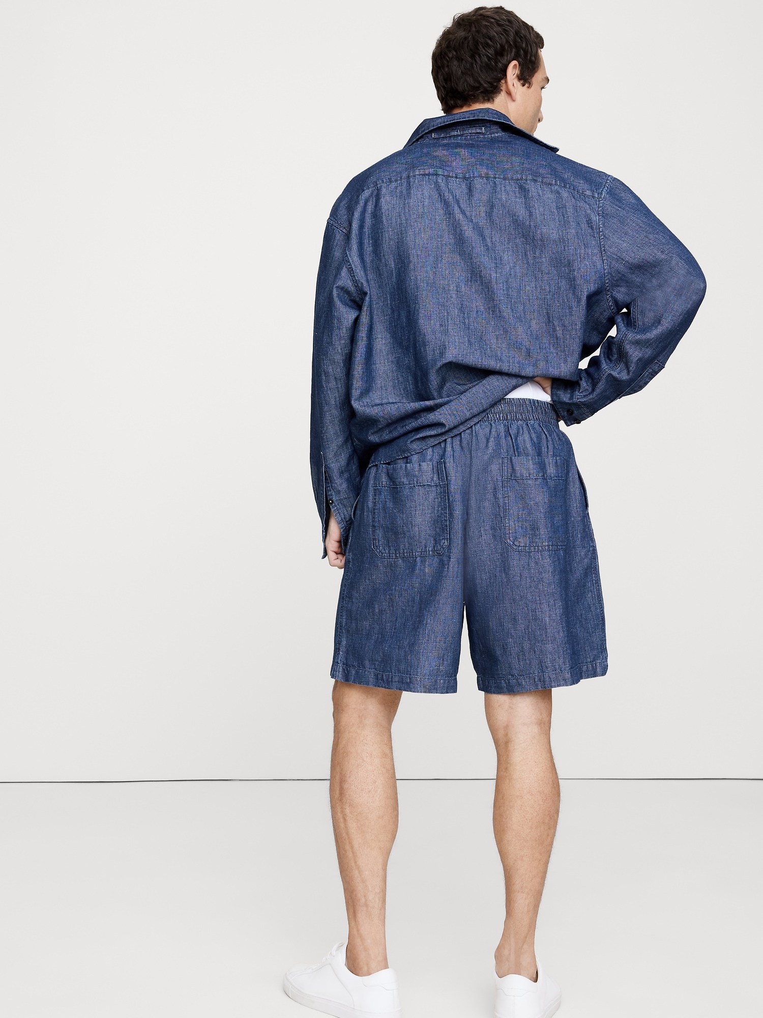 Cotton-Hemp Chambray Pull-On Short