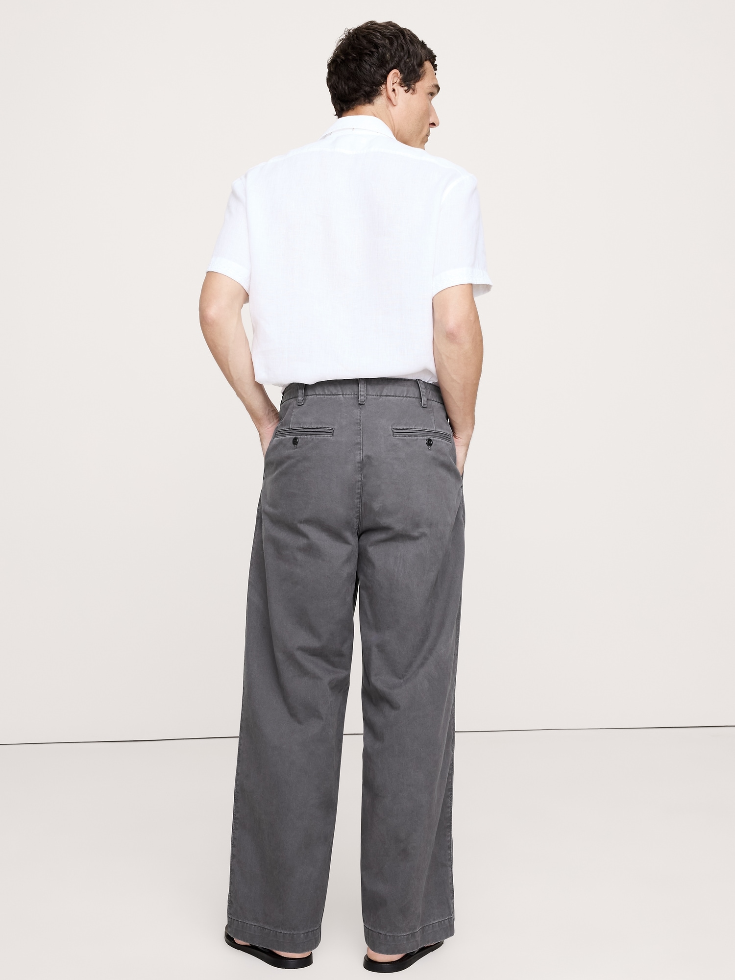 Image number 8 showing, LOOSE LIGHTWEIGHT COTTON PLEATED CHINO