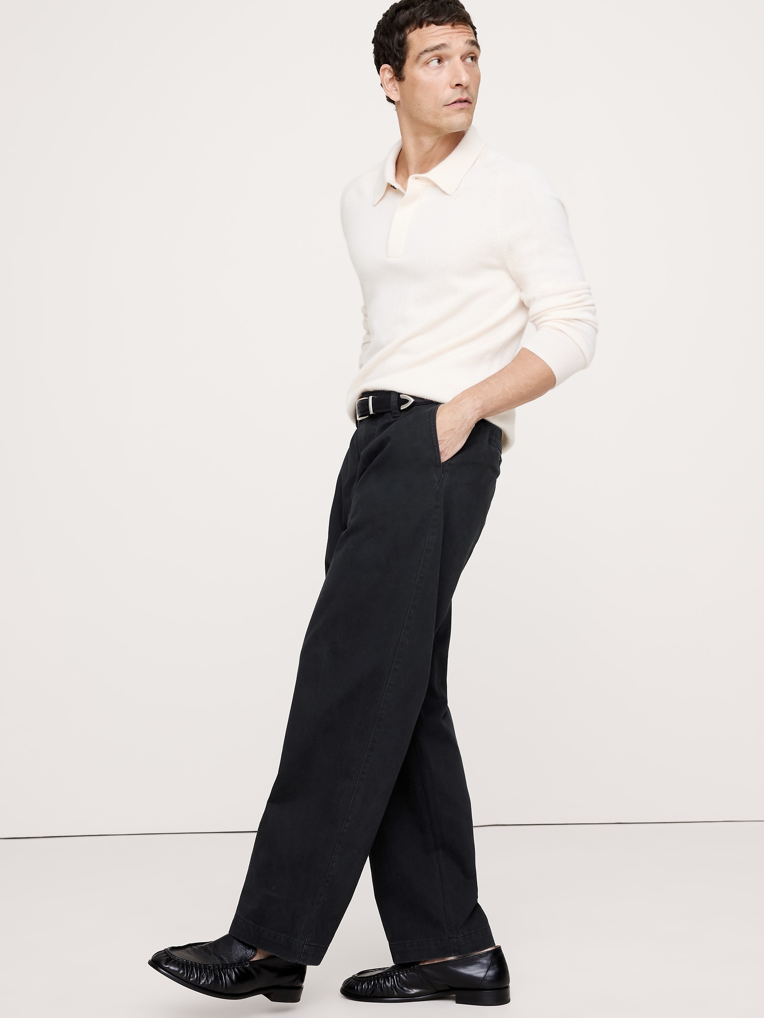 Image number 3 showing, LOOSE LIGHTWEIGHT COTTON PLEATED CHINO