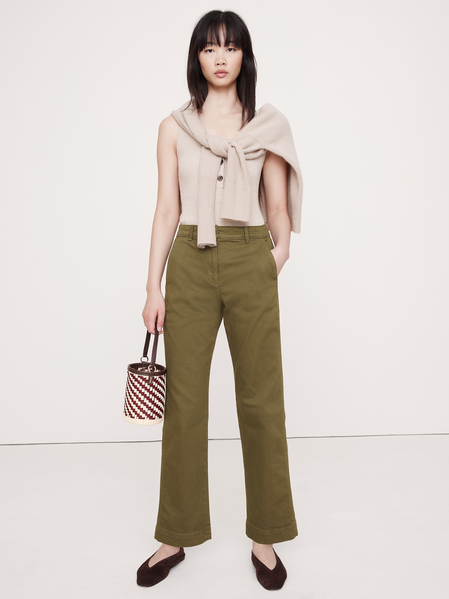 The Weekender Straight-Leg Pant - Green