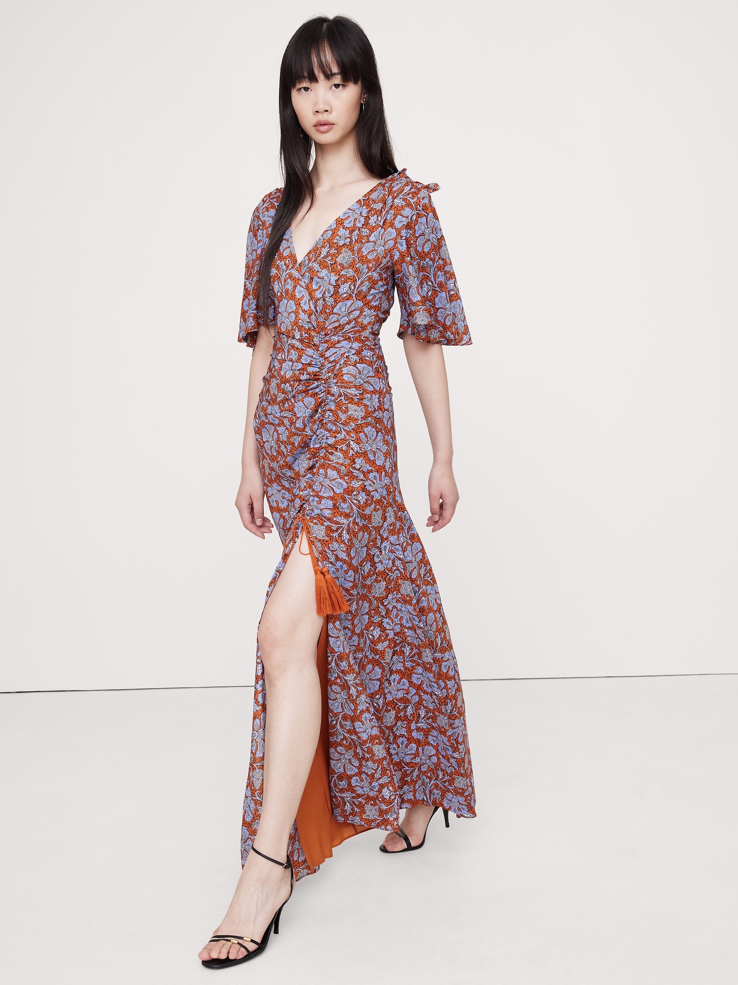 Stretch-Crepe Flutter-Sleeve Maxi Dress - Lilac Floral Paisley