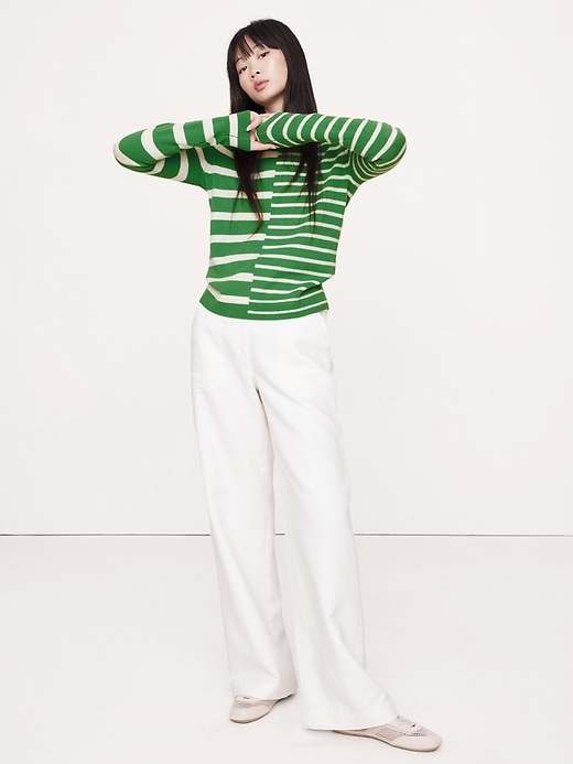 Lightweight Cashmere Crew-Neck Sweater