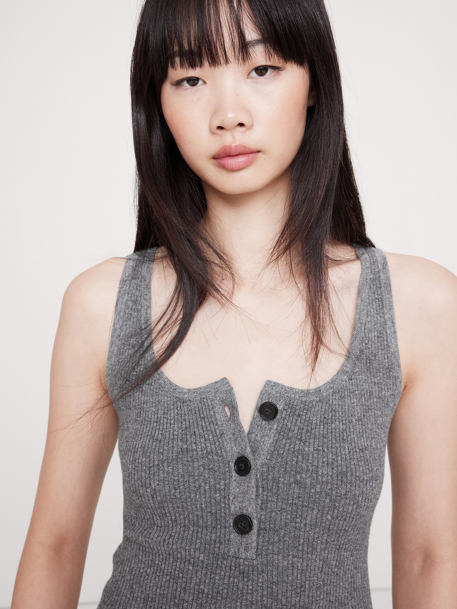 Image number 3 showing, MERINO-COTTON BLEND HENLEY TANK