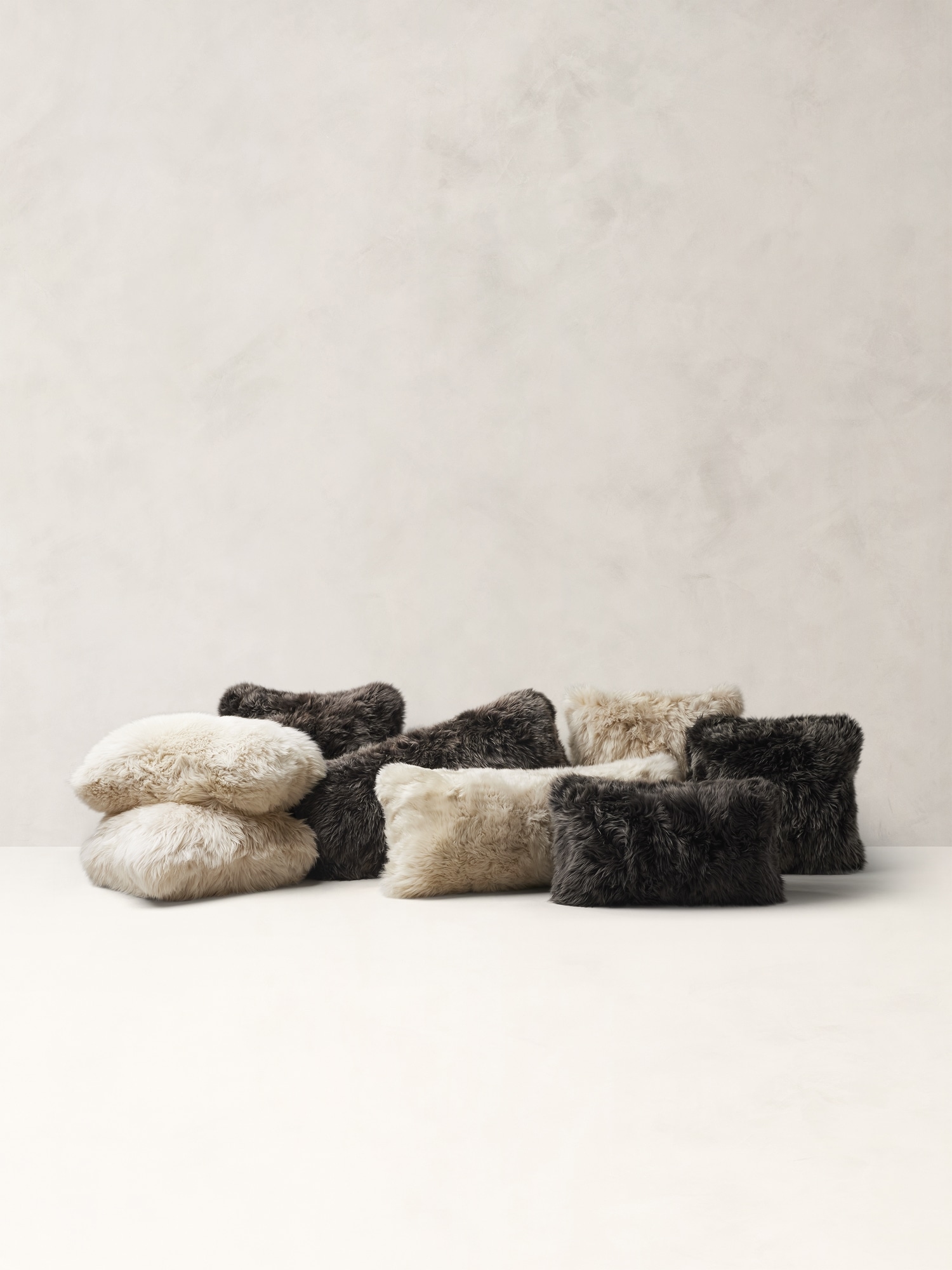 Image number 7 showing, New Zealand Wool Pillow