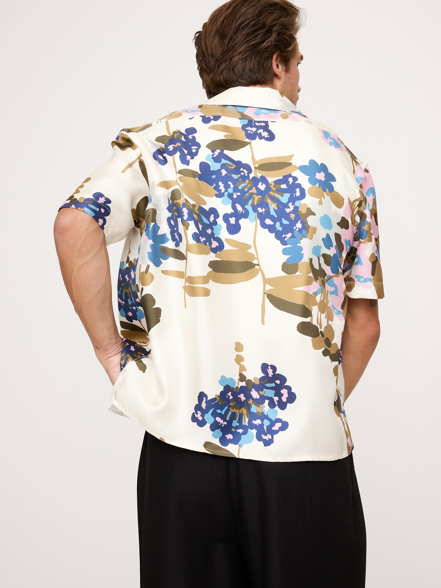 Image number 2 showing, Standard-Fit Silk Resort Shirt