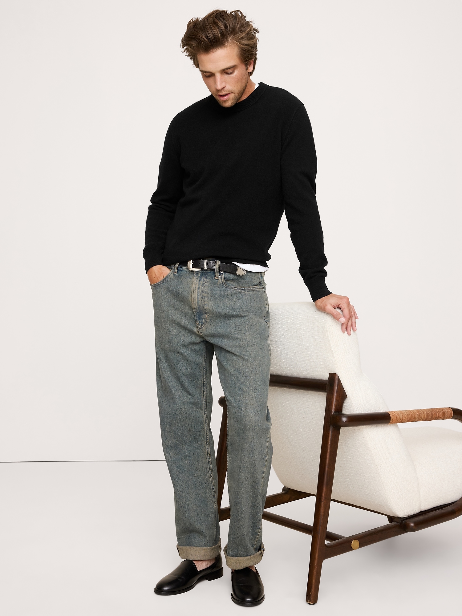 CASHMERE CREW-NECK SWEATER - Black