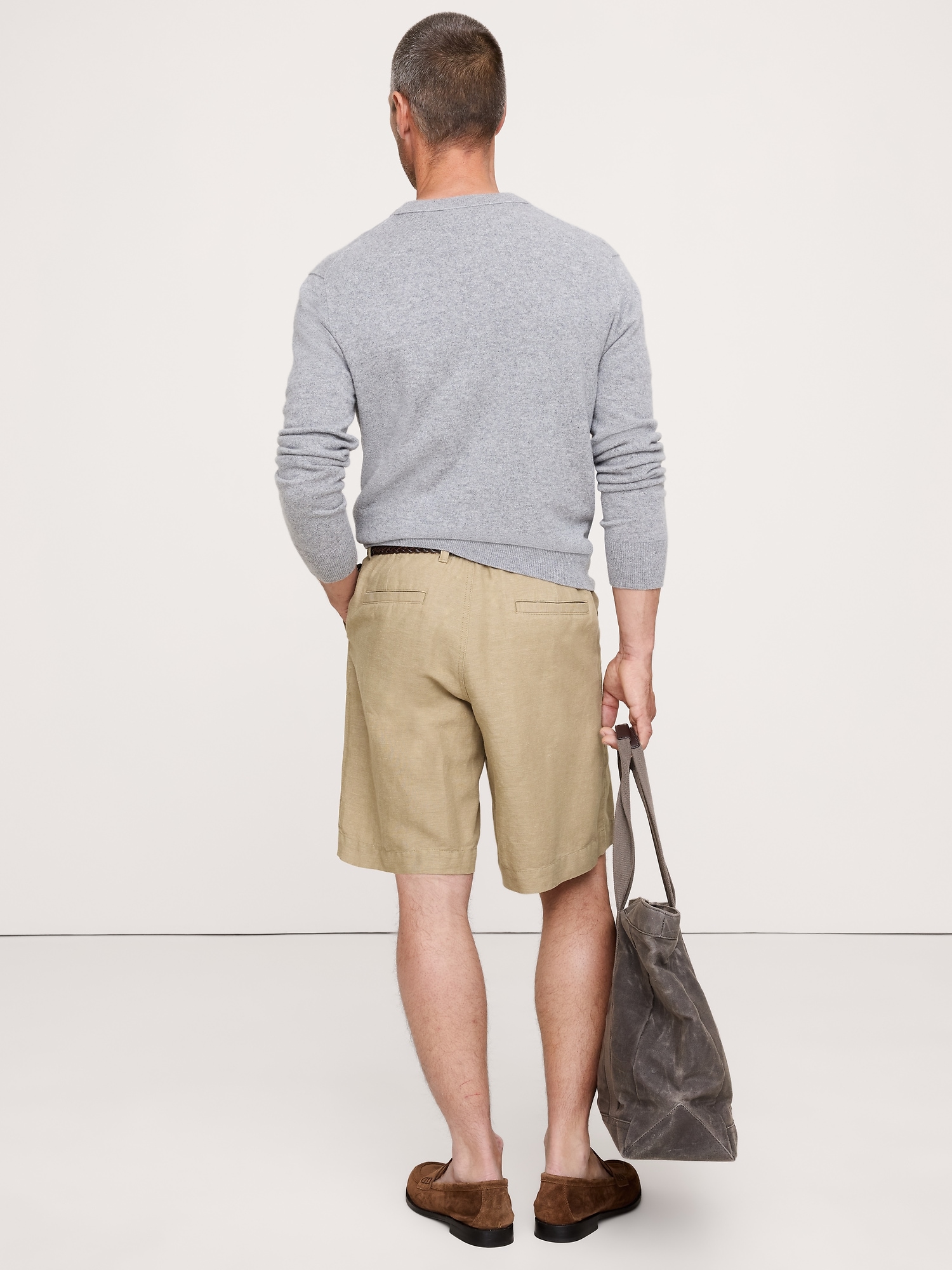 Image number 2 showing, 9.5" Linen-Cotton Pull-On Bermuda Short