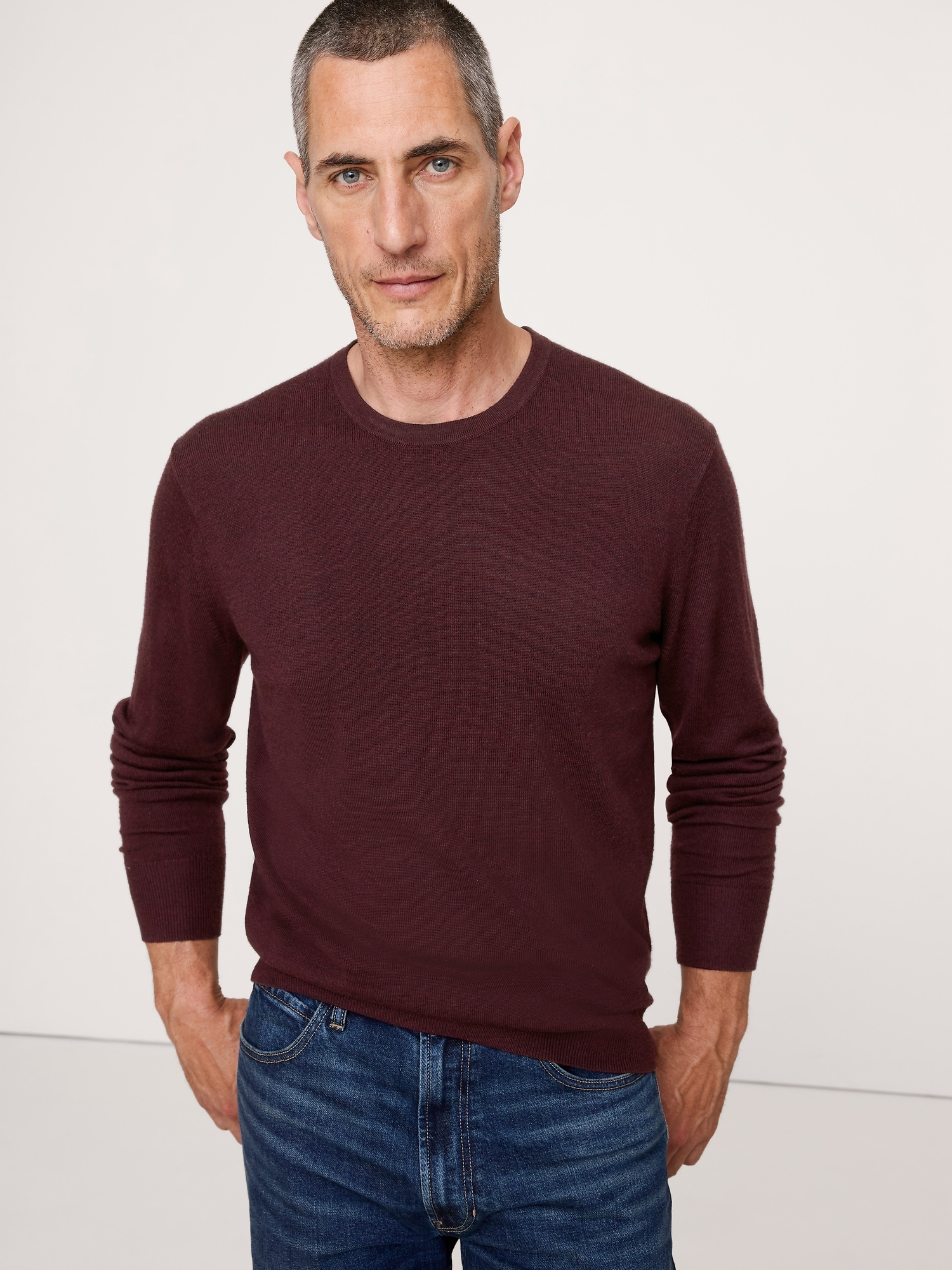 Merino Crew-Neck Sweater - Burgundy Red