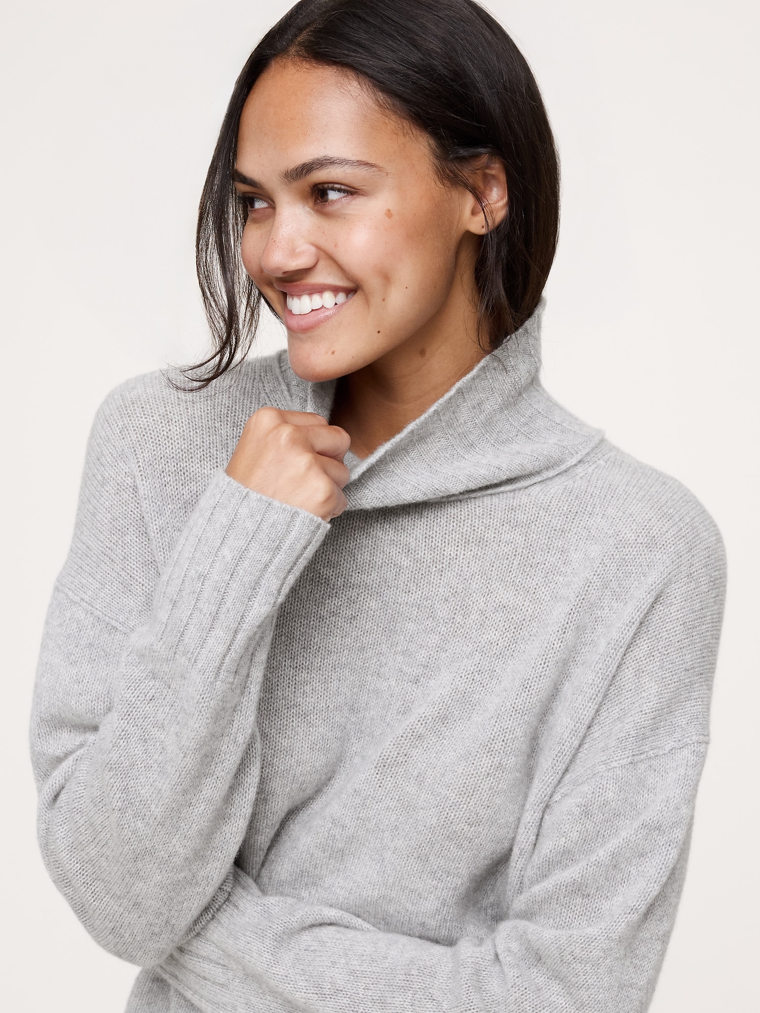 Image number 3 showing, Oversized Cashmere Turtleneck Sweater