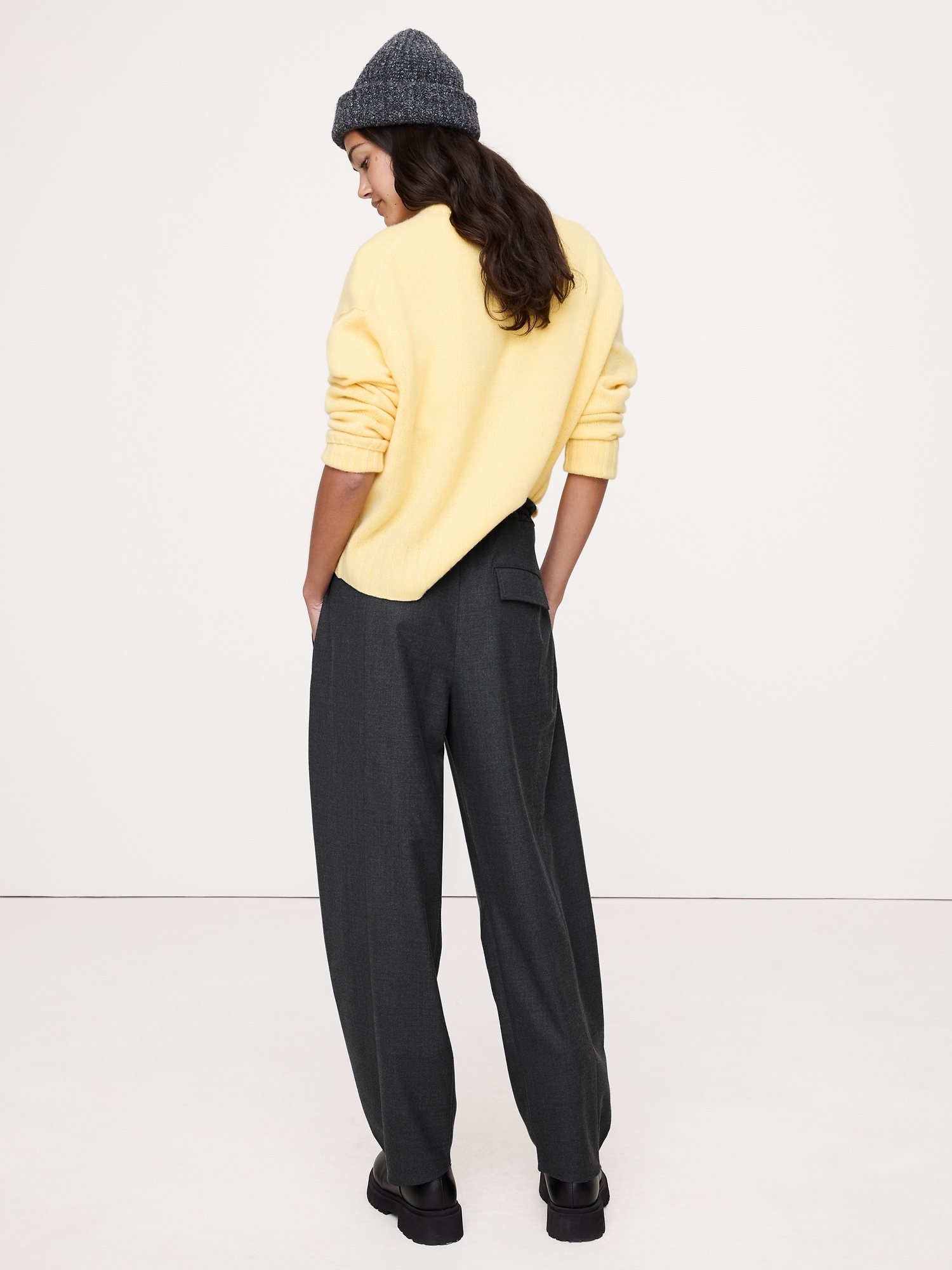 Image number 6 showing, High-Rise Pleated Barrel Flannel Pull-On Pant